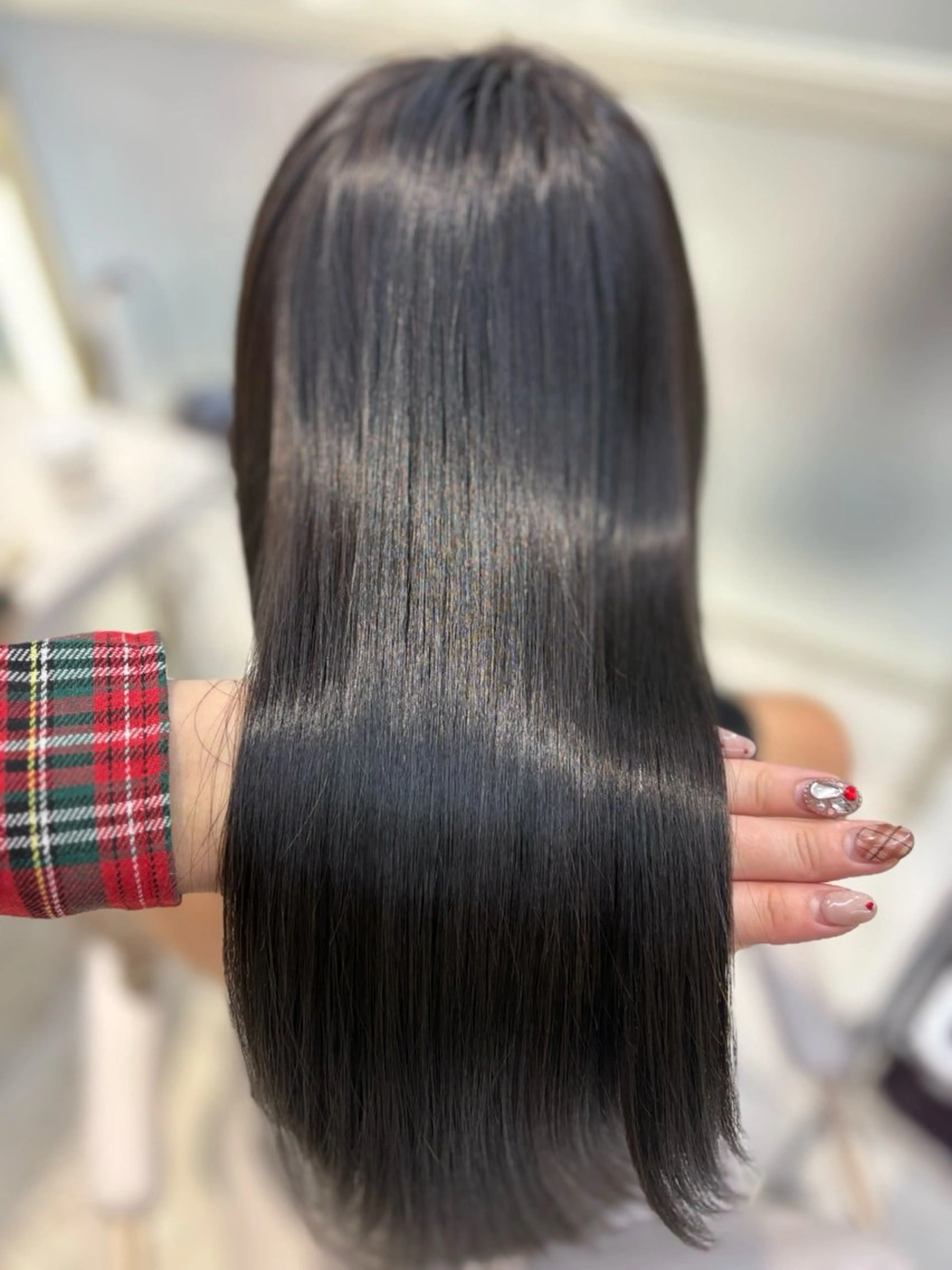 ロング 牧 友梨亜のヘアスタイル