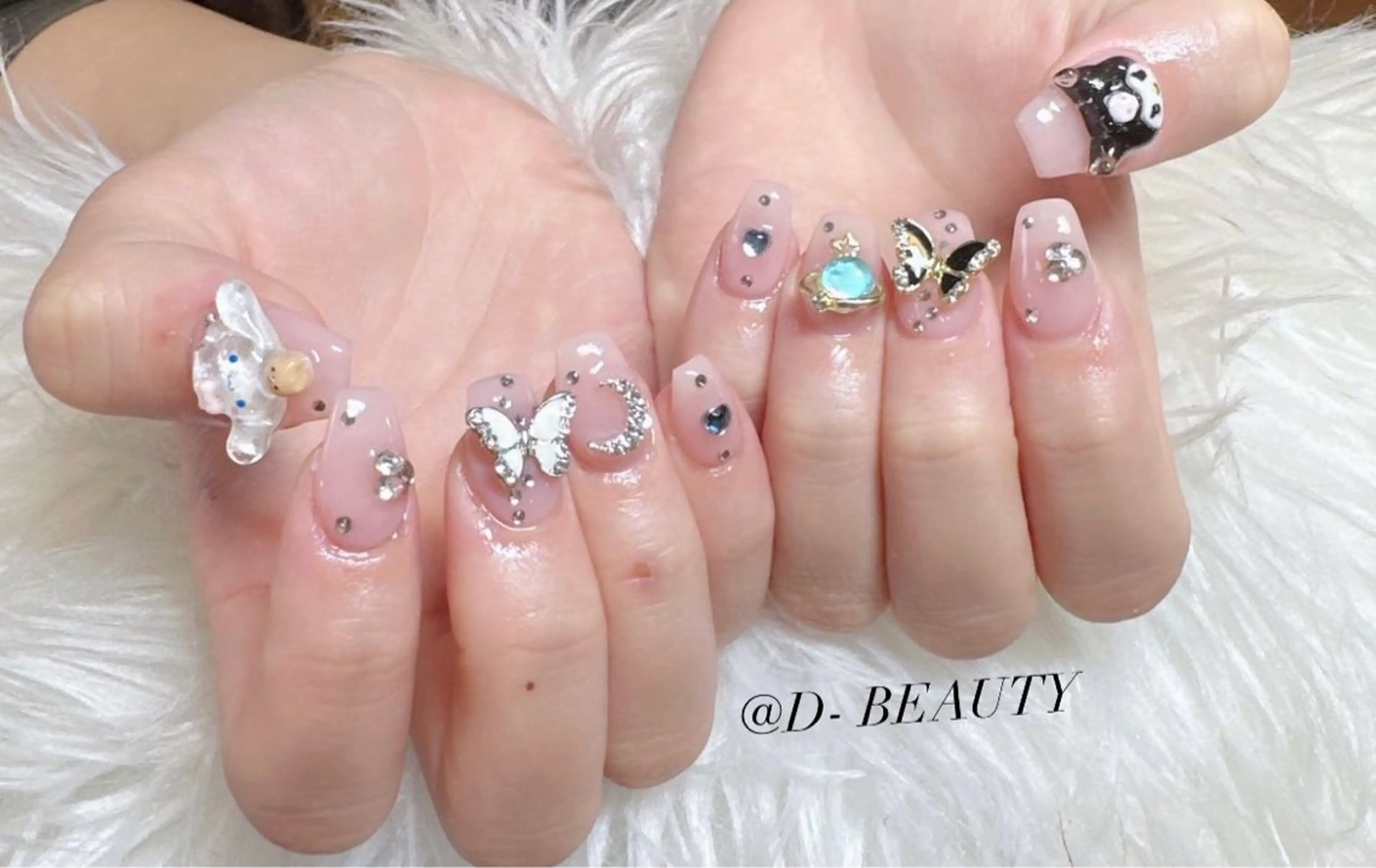 ネイル D-BEAUTY Nailsalonのネイルデザイン