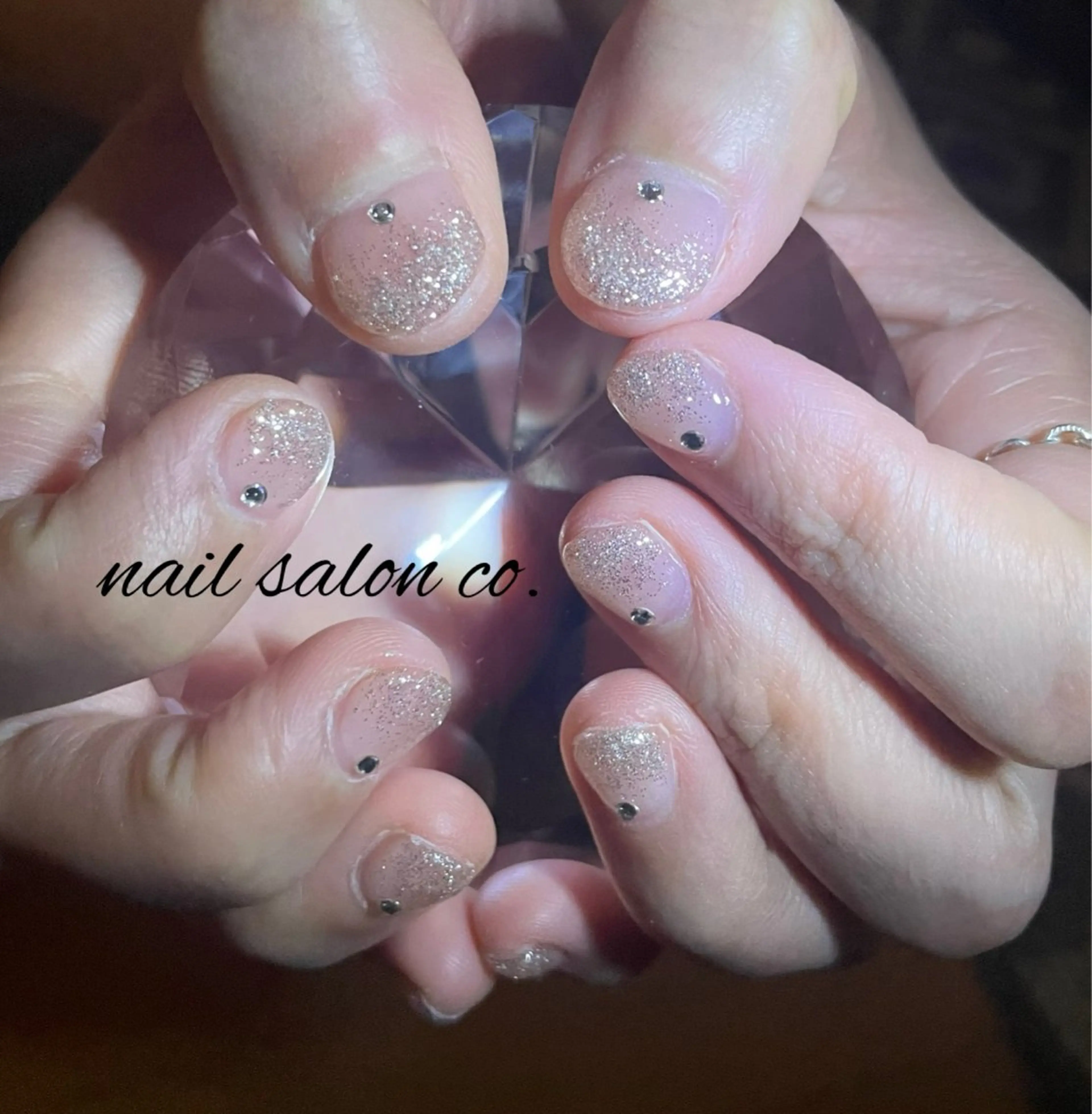 ネイル ストーンネイル ブライダルネイル ハンドネイル kaz kazのネイルデザイン