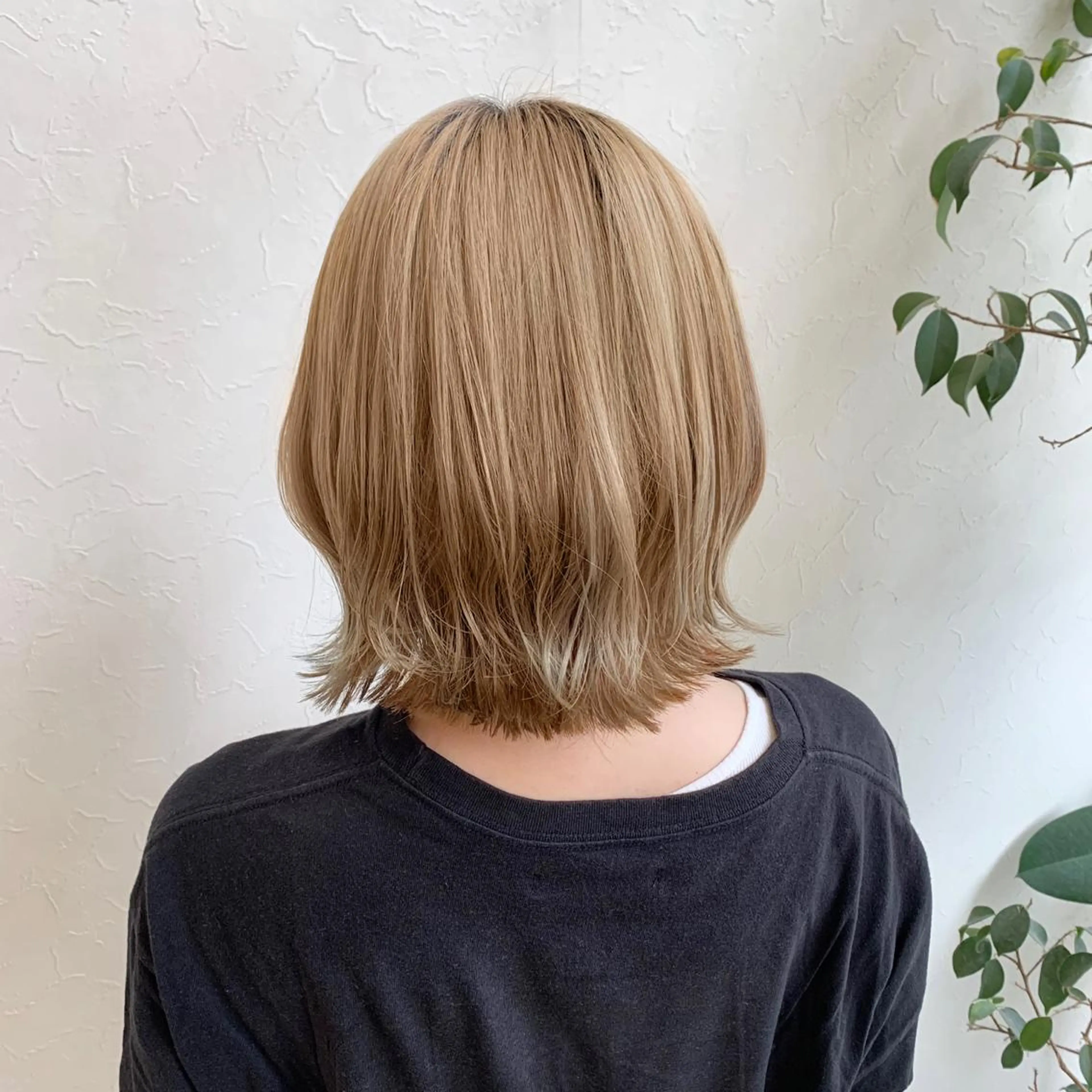 ミディアム カラー ブロンド くびれヘア レイヤーカット メンズ指名多数!! SiLO 田島のヘアスタイル