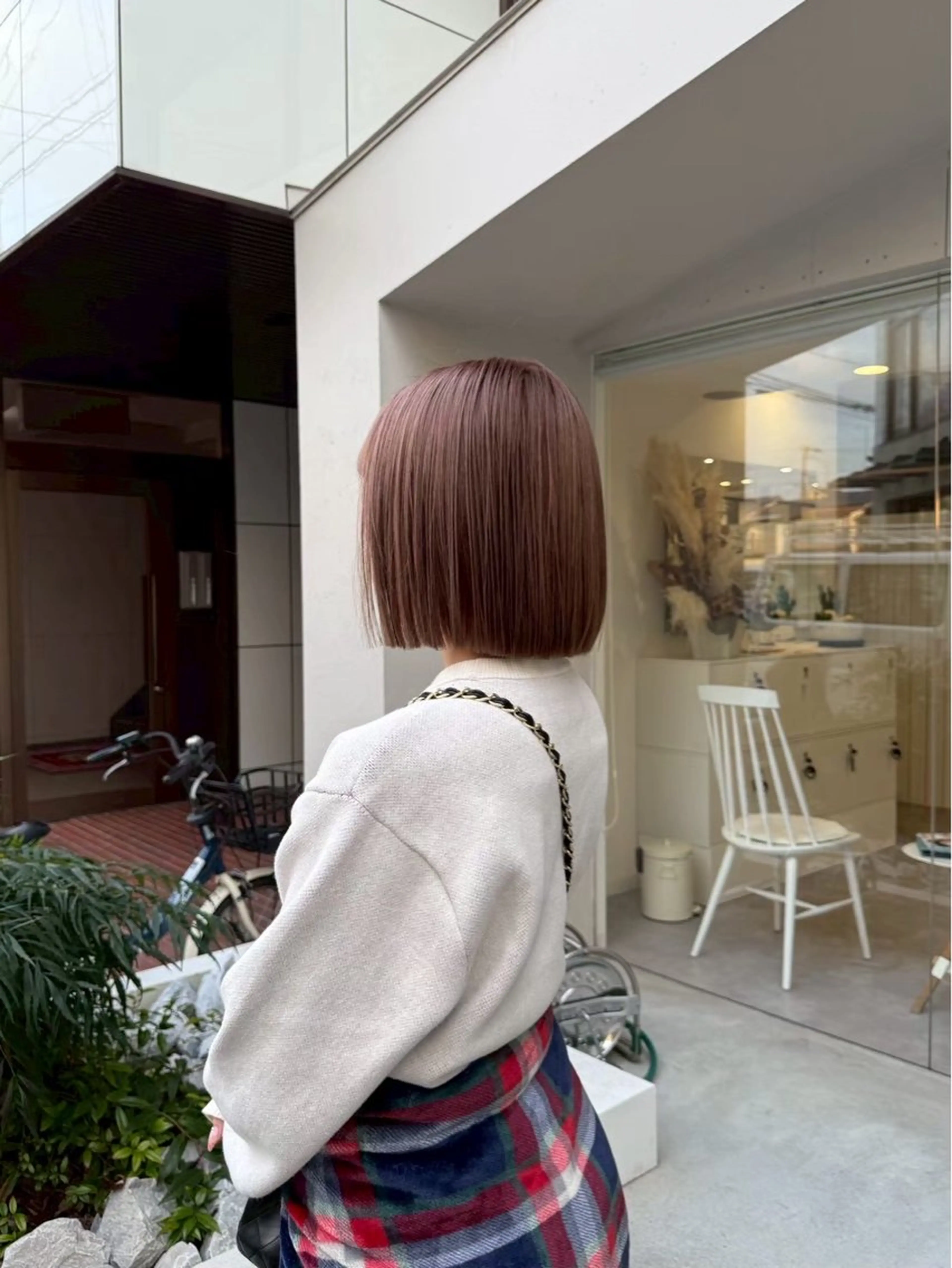 ミディアム 新井 美優のヘアスタイル