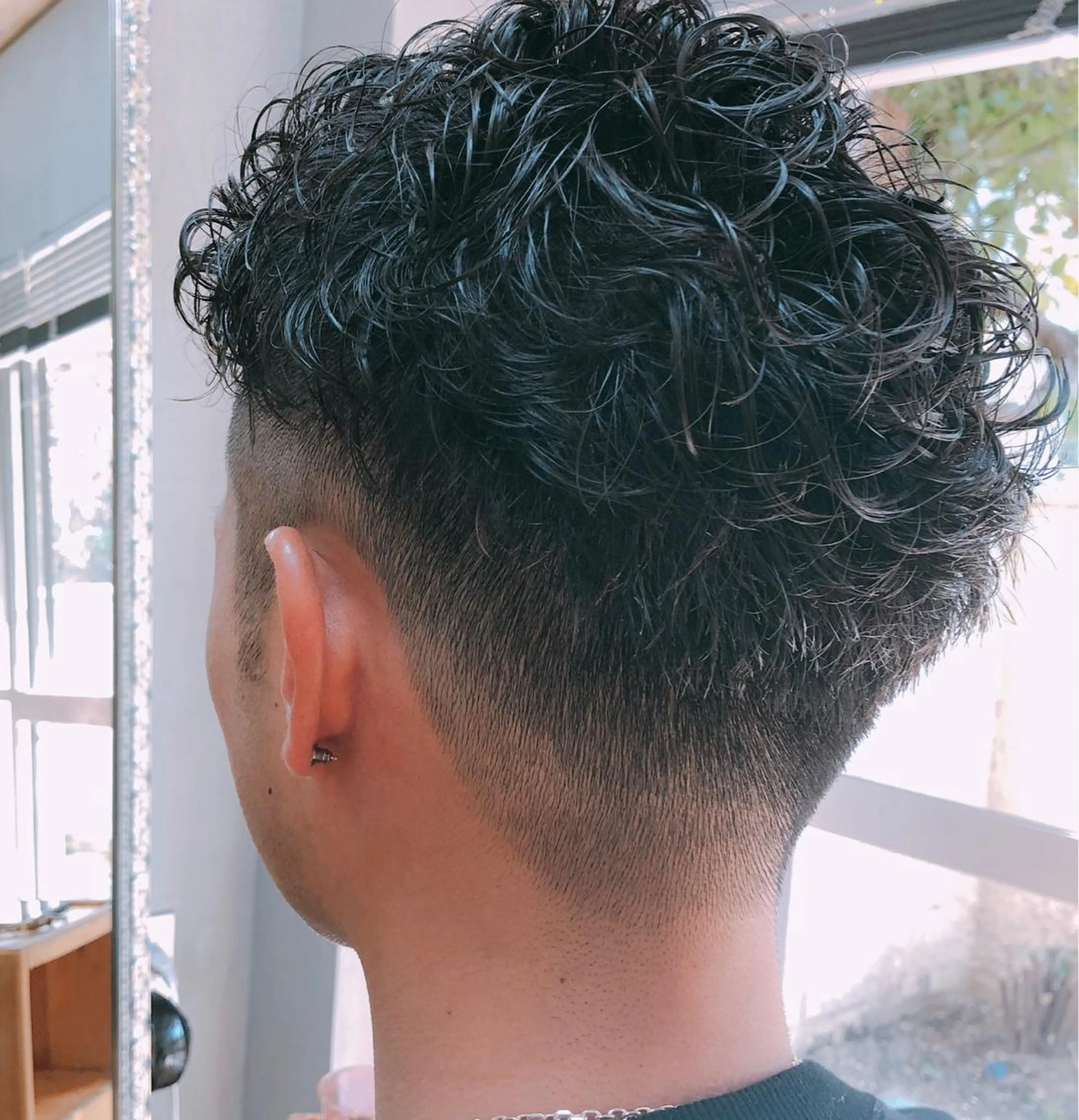 ショート パーマ メンズ 伊藤 佳代子のヘアスタイル