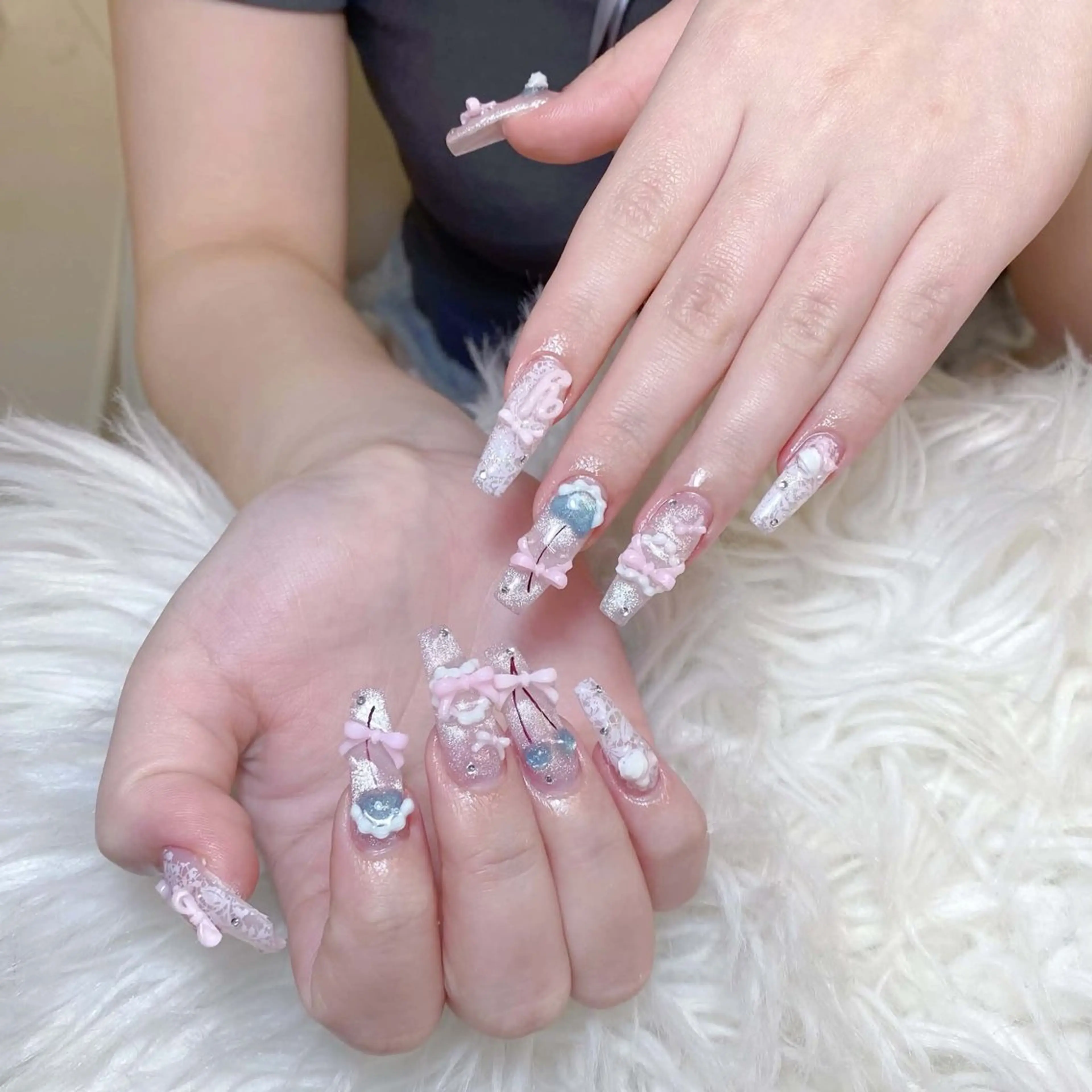 ネイル ハンドネイル Anh ゴテゴテネイルのネイルデザイン