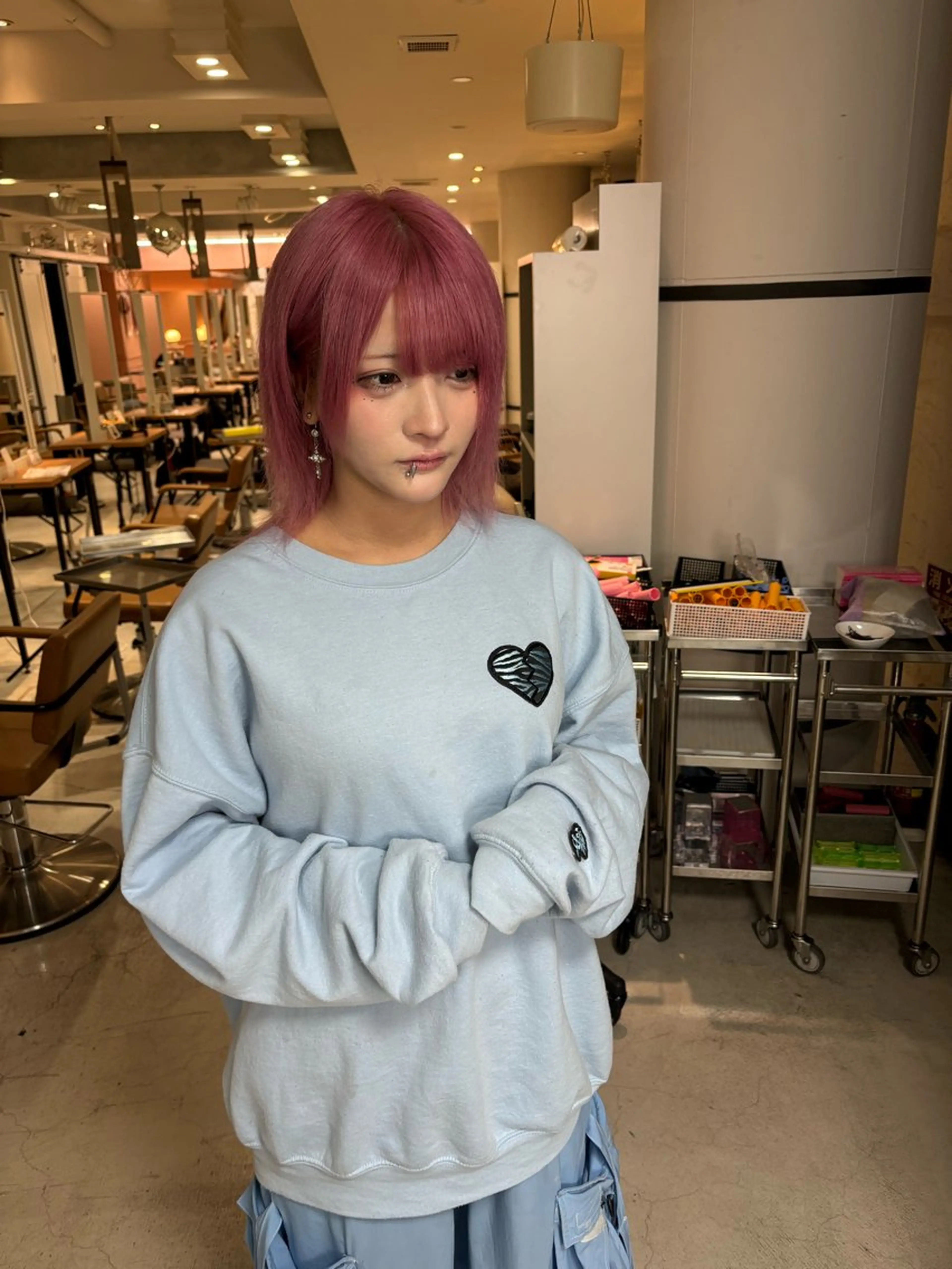 ショート カラー ピンクカラー 元地雷系美容師🫶 RYUSEI🐈‍⬛のヘアスタイル