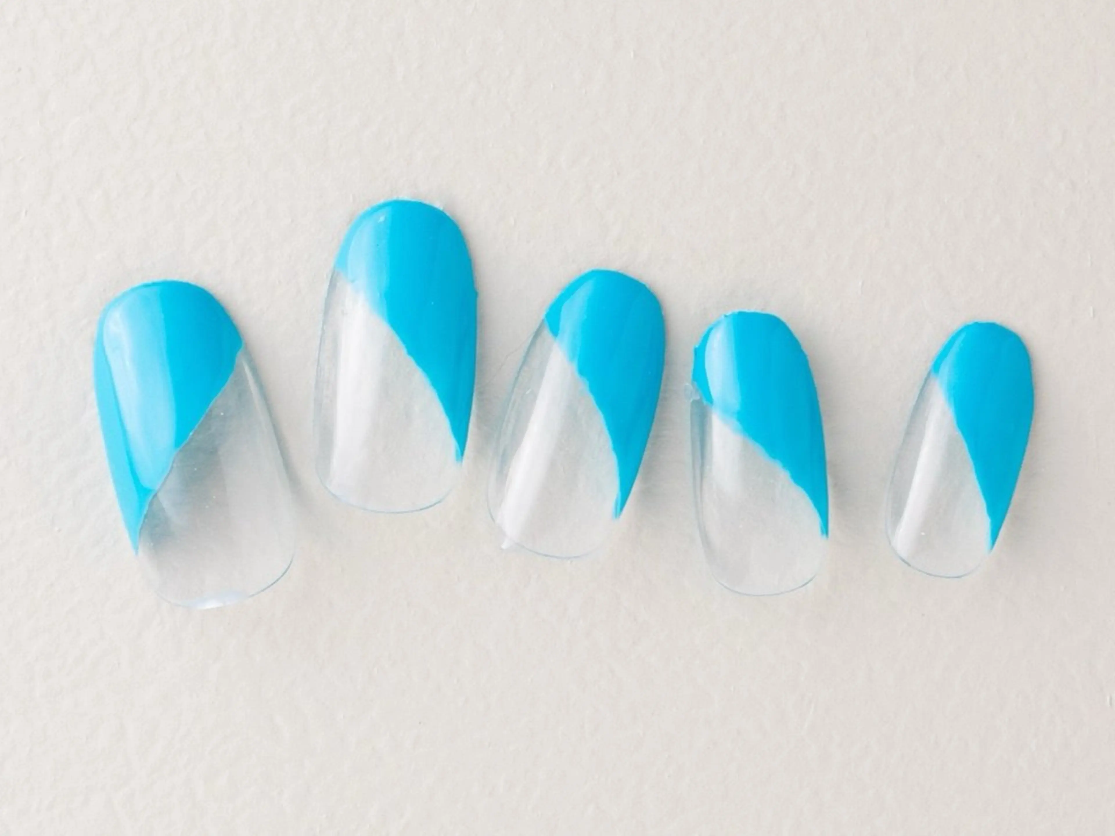 ネイル 🌙Reyel mipoのネイルデザイン