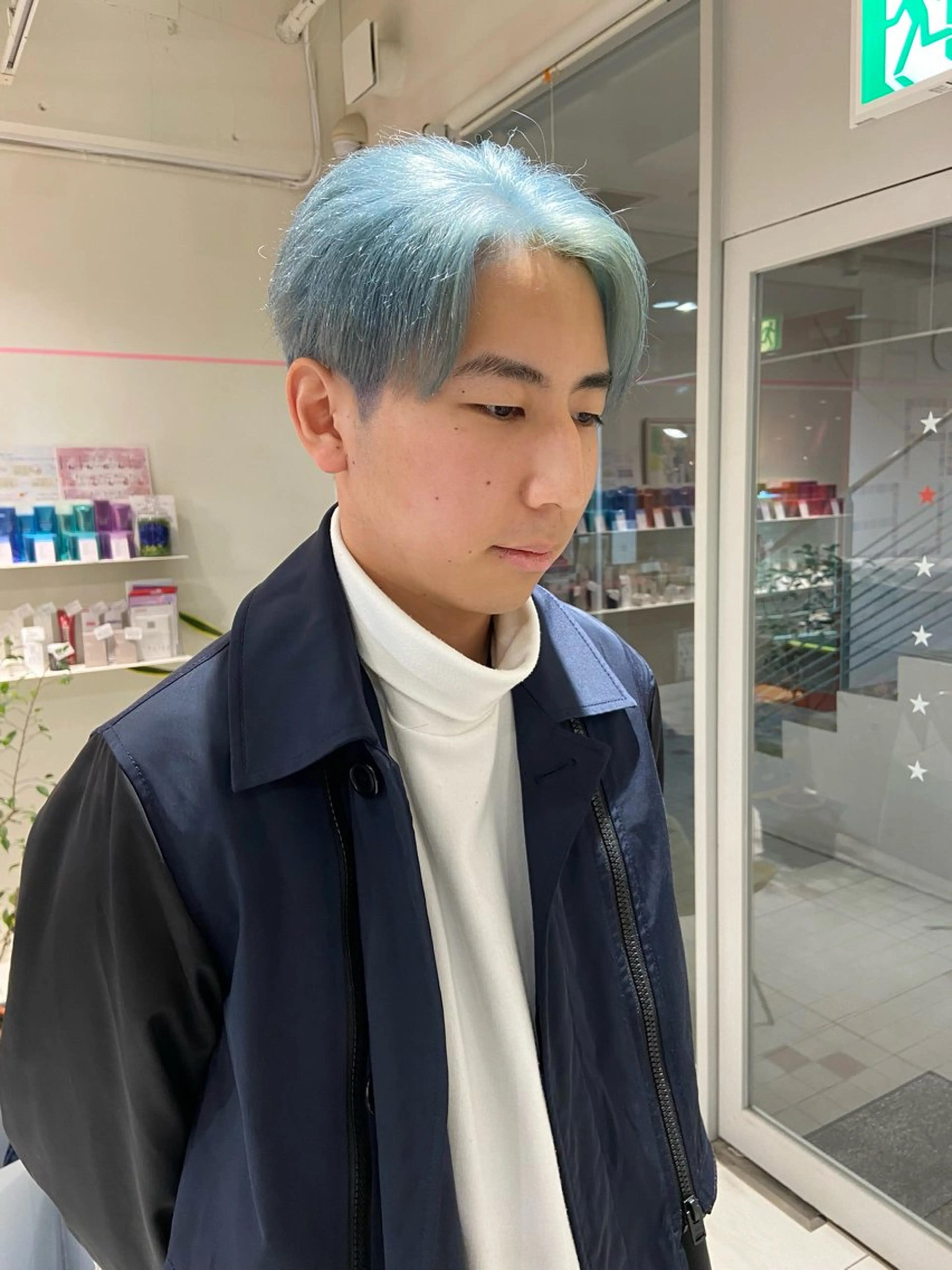 カラー キッズ ブルーカラー ヘアカラー 浅野 匠のヘアスタイル