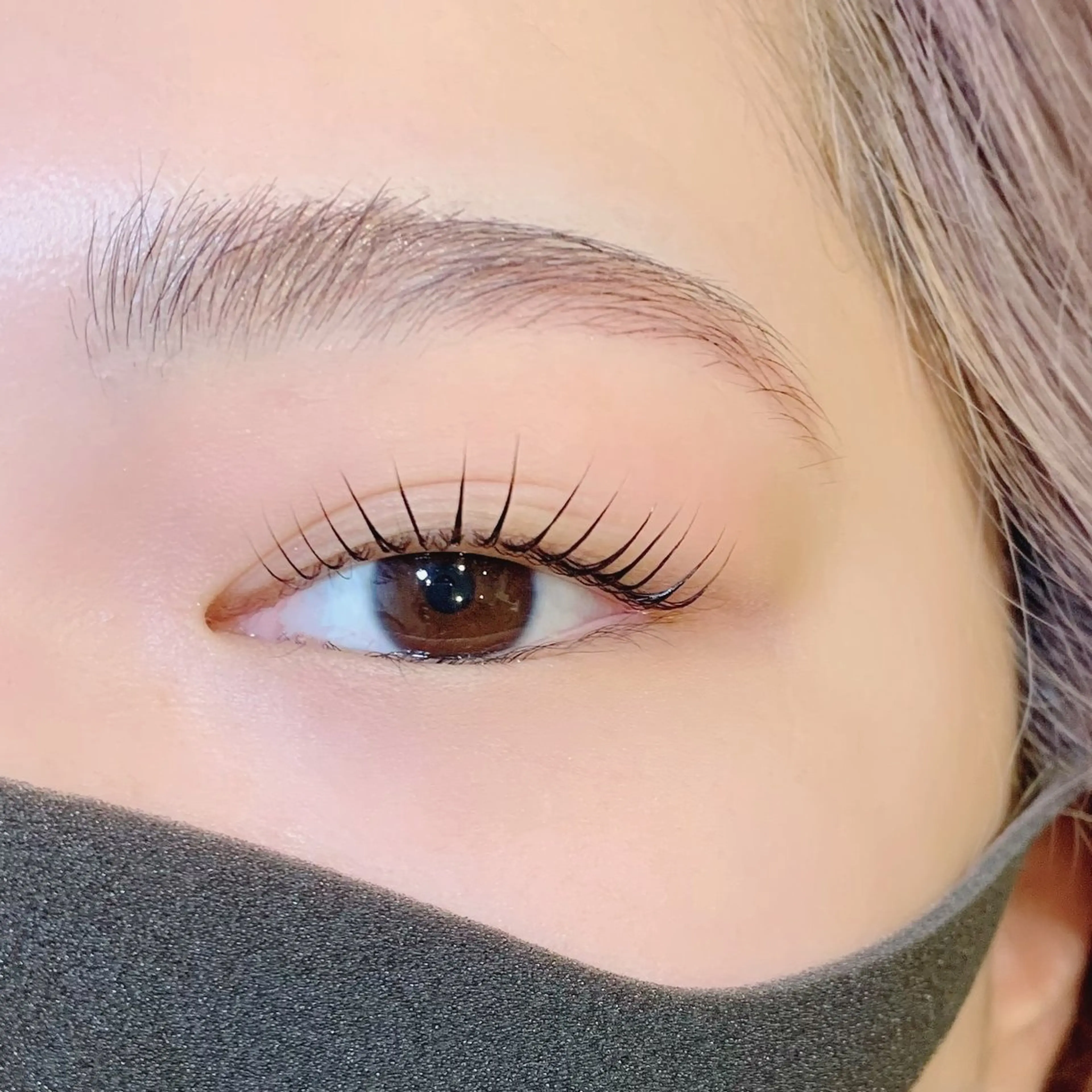 マツエク・マツパ la fith所属・rico_by ヘアとアイブロウの眉毛・アイブロウイメージ