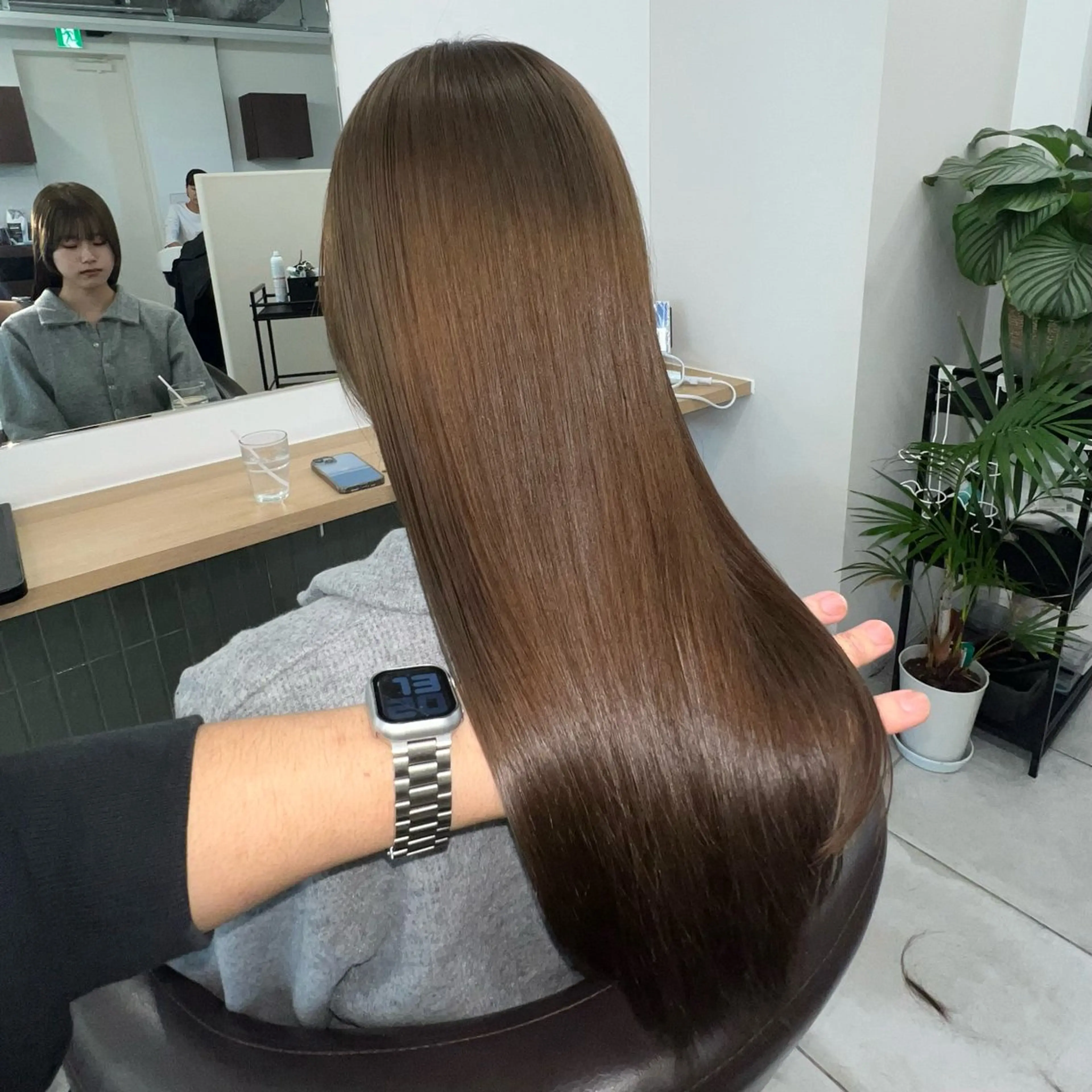 セミロング カラー カット ヘアカラー トリートメント 赤みゼロ/透明感 カラー🌿KANTAのヘアスタイル