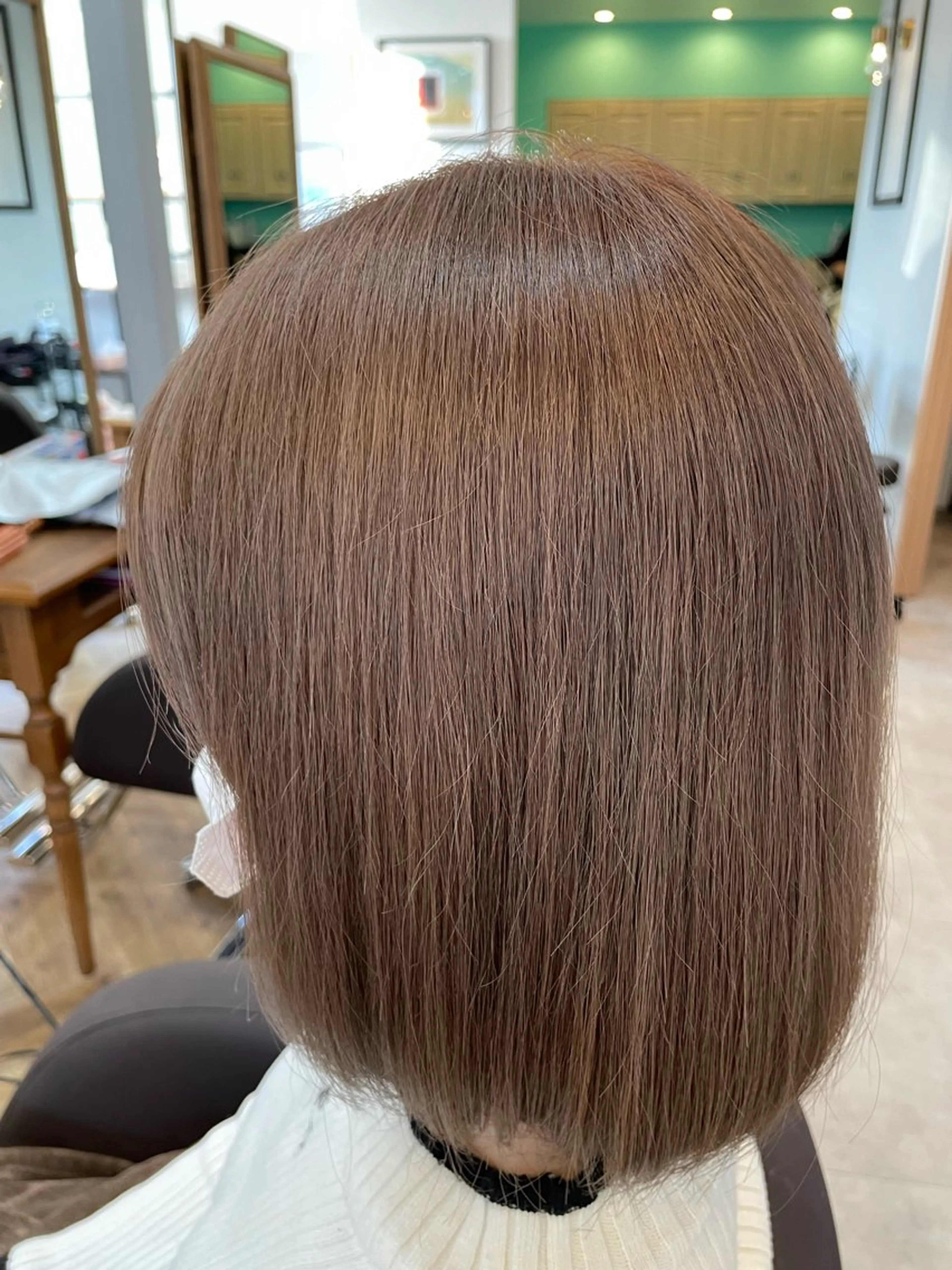 ミディアム カラー 切りっぱなしボブ ボブ 大橋 綾子のヘアスタイル