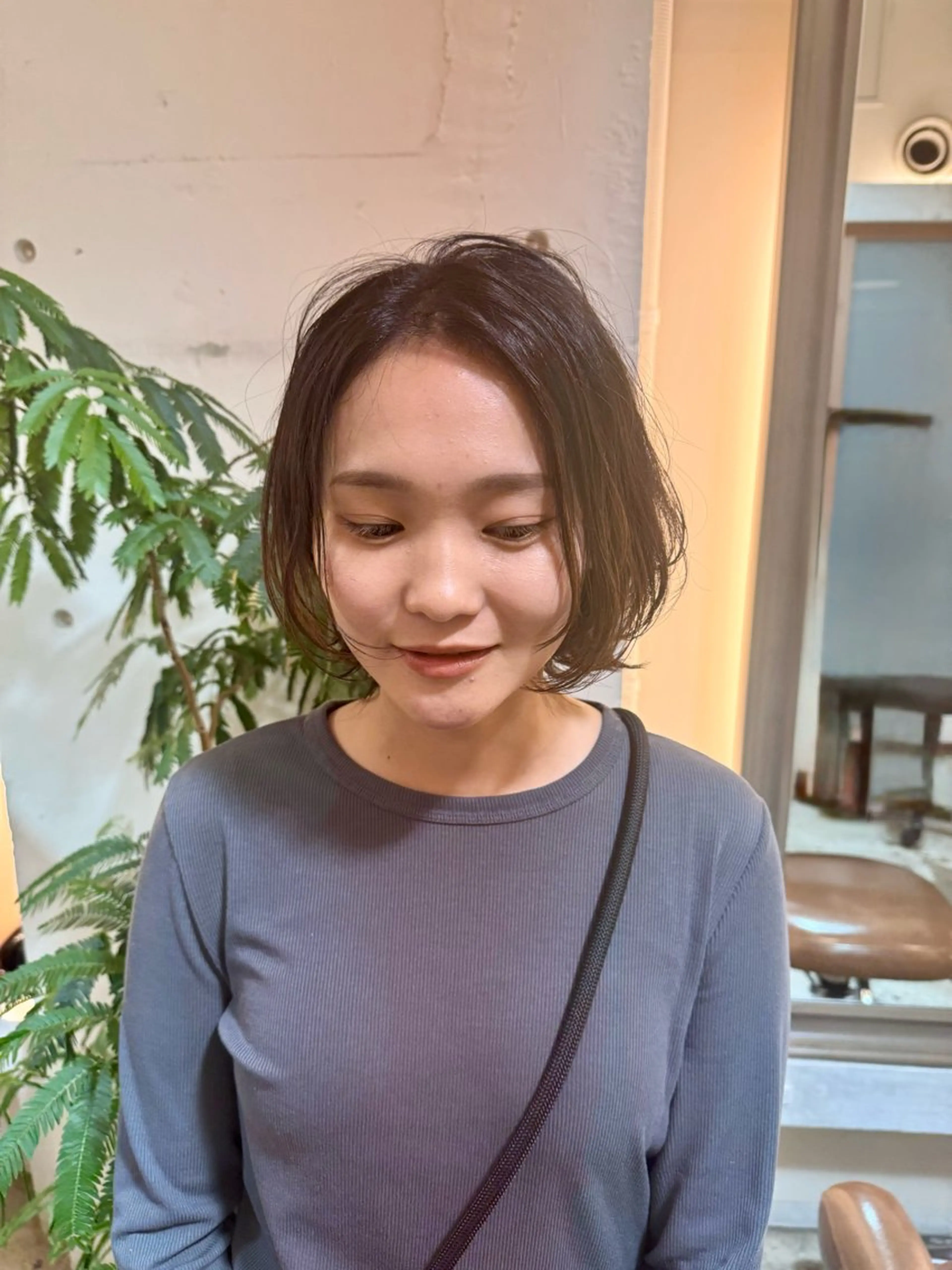 ショート タツキ／レイヤー／ パーマ／艶カラーのヘアスタイル