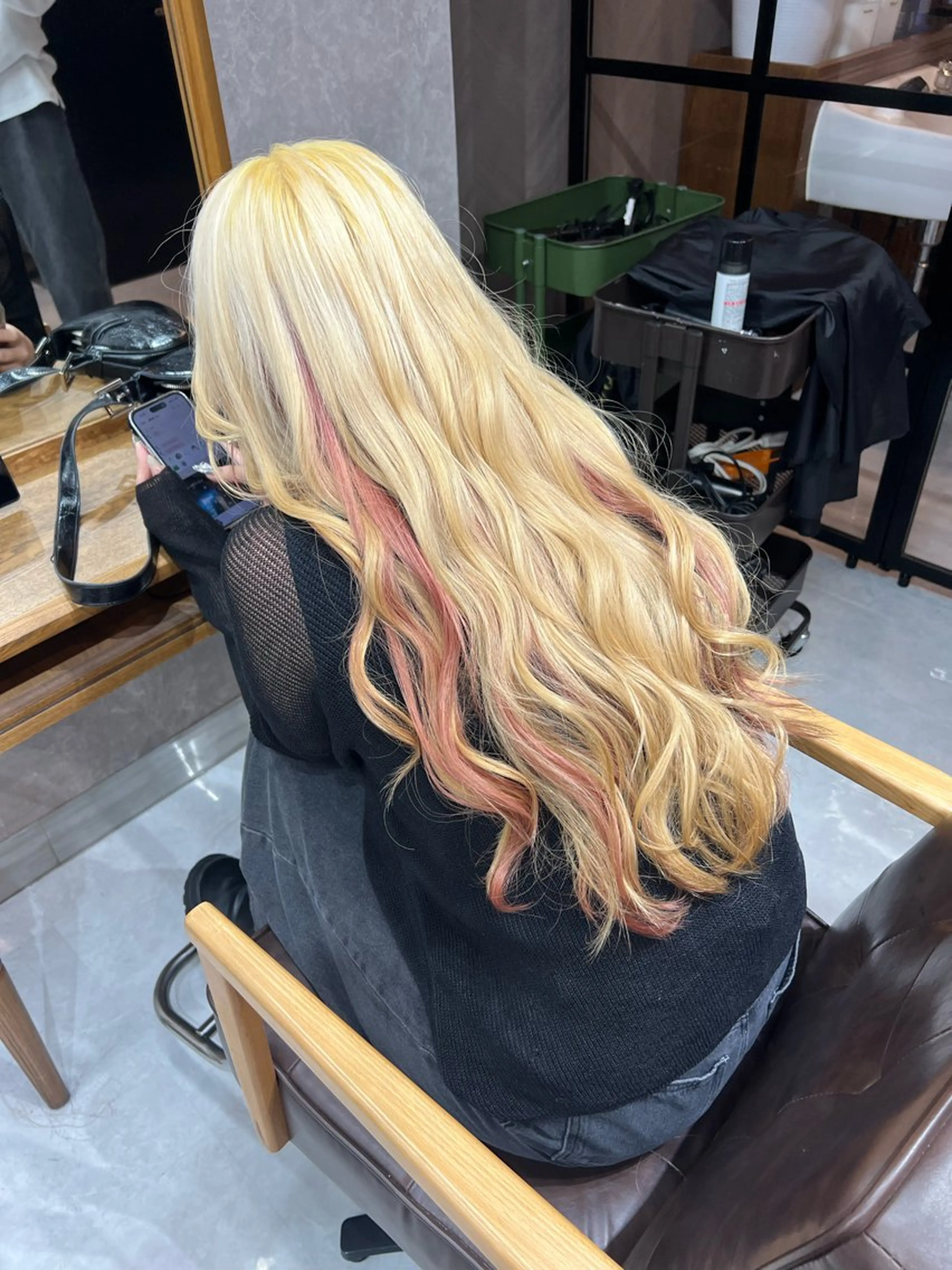 ロング カラー ヘアアレンジ ブリーチ インナーカラー 鹿児島 天文館 Colore凜のヘアスタイル