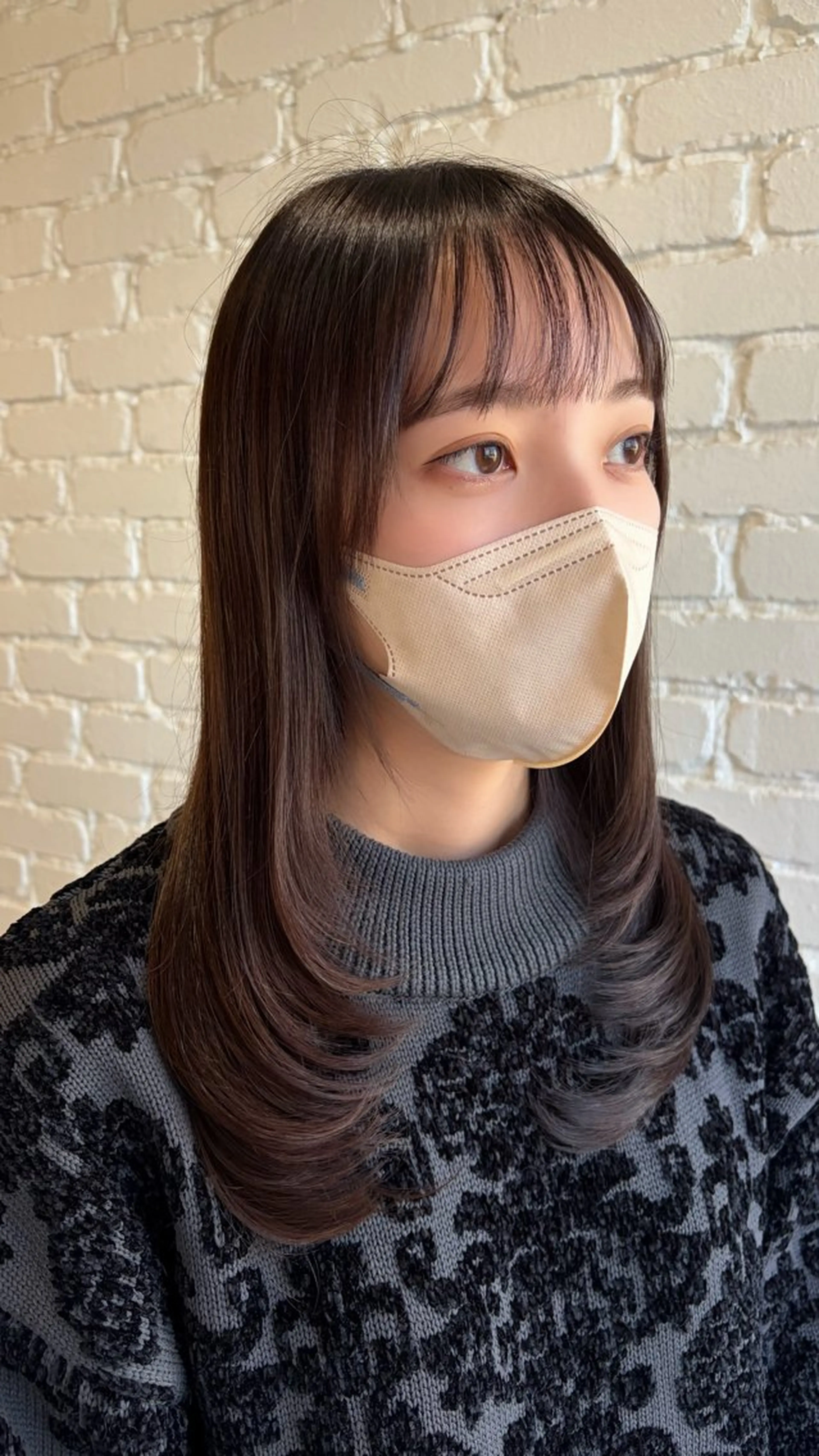 ミディアム レイヤーカット 🩰韓国レイヤー🩷 艶カラー🌷小栁歩美のヘアスタイル