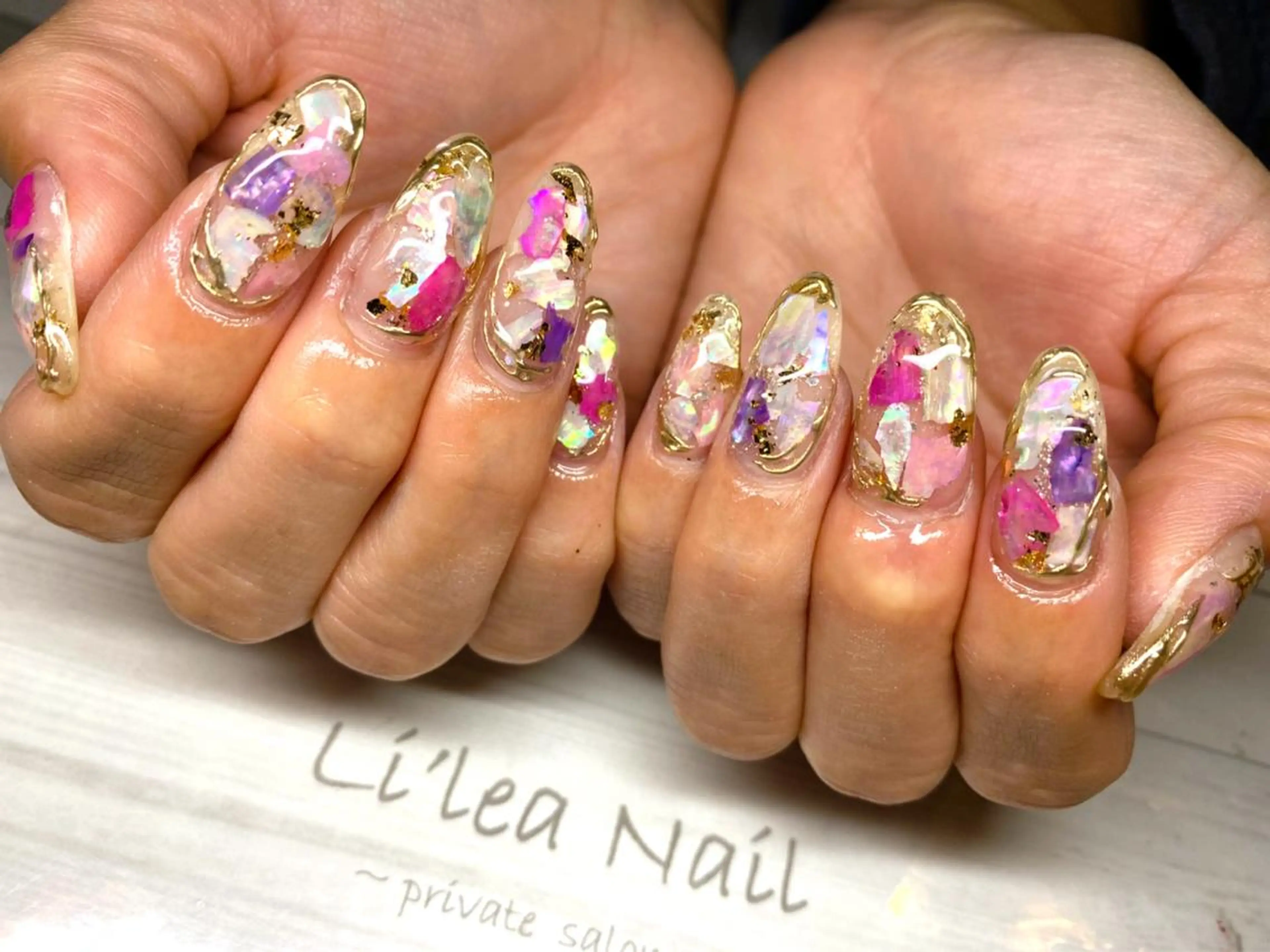 ネイル Li'leaNail AINAのネイルデザイン