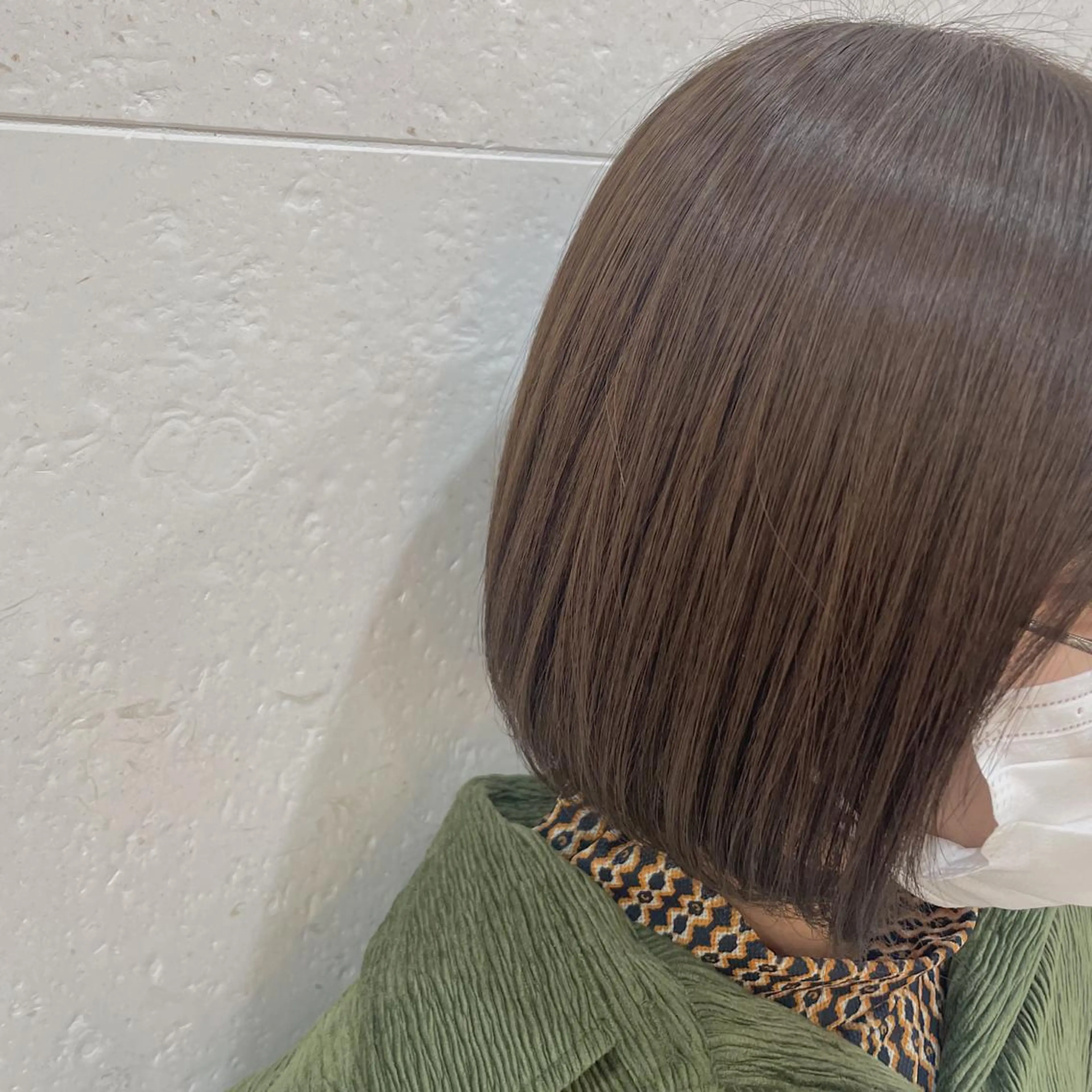 ミディアム アッシュ 安田 柚月のヘアスタイル