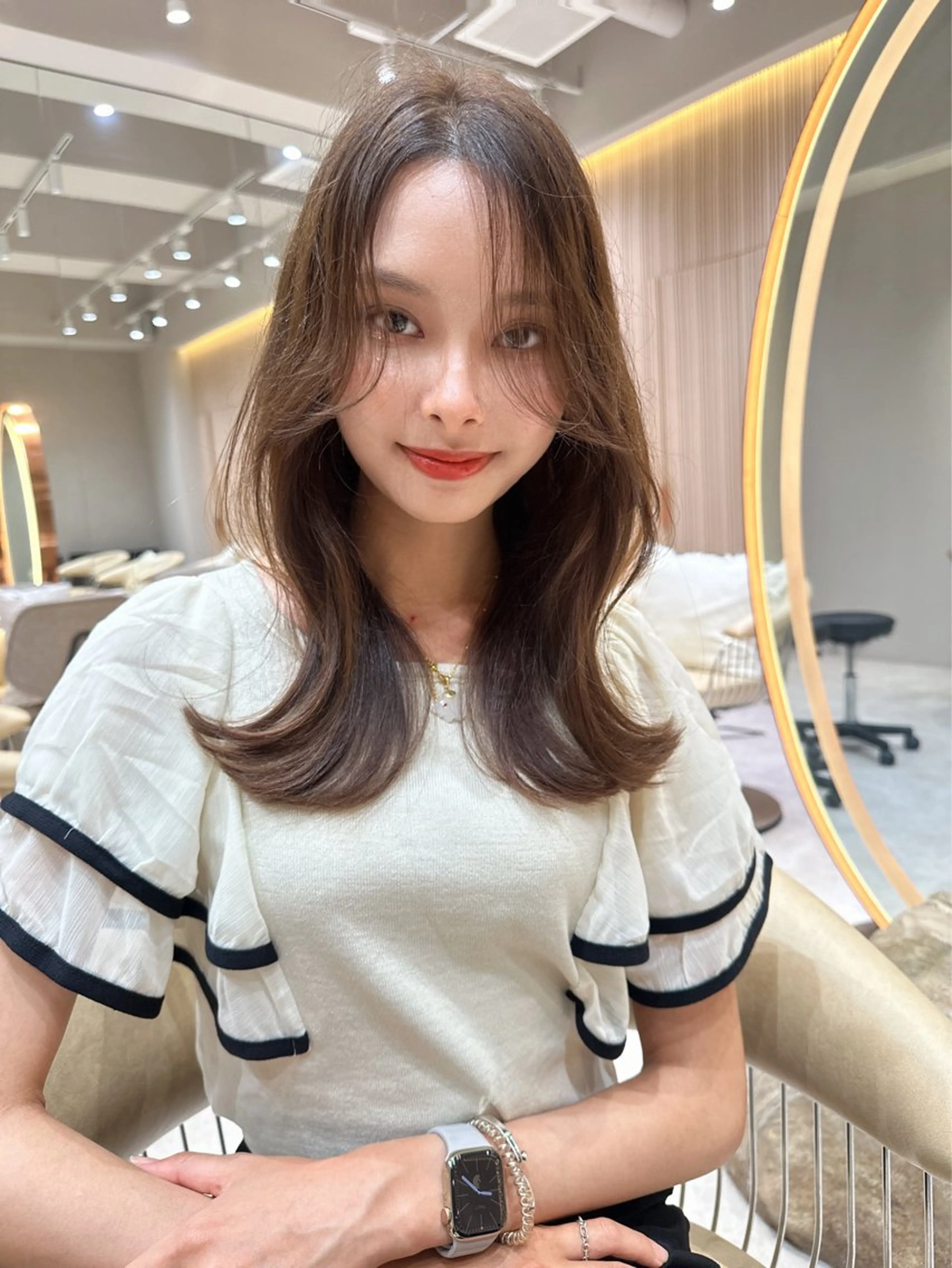 セミロング カラー カット ヘアカラー トリートメント レイヤー❣️縮毛矯 川村利幸のヘアスタイル