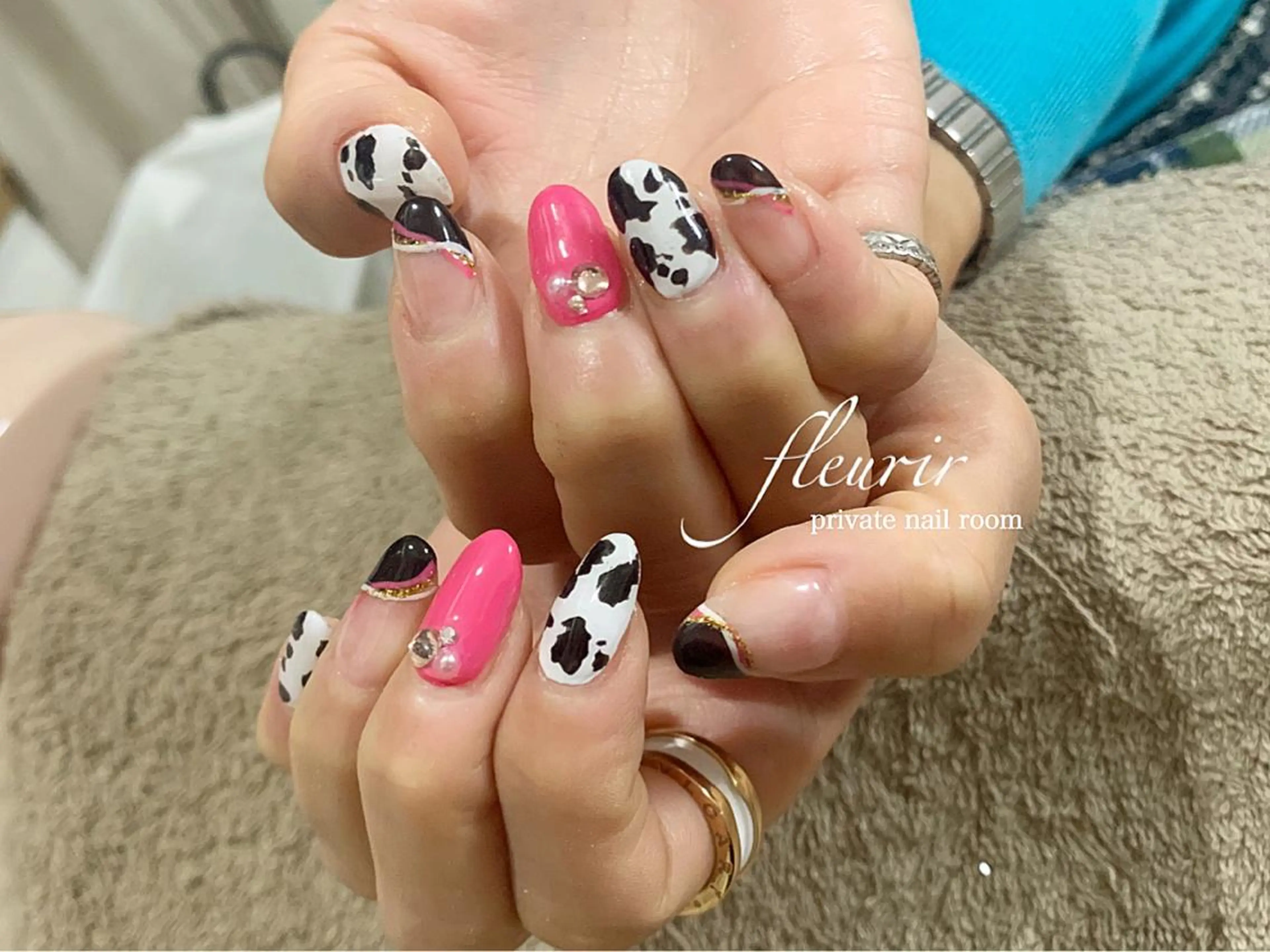ネイル フレンチネイル ゴールド ワンカラーネイル ピンク ストーンネイル フルリール 【プライベートサロンのネイルデザイン