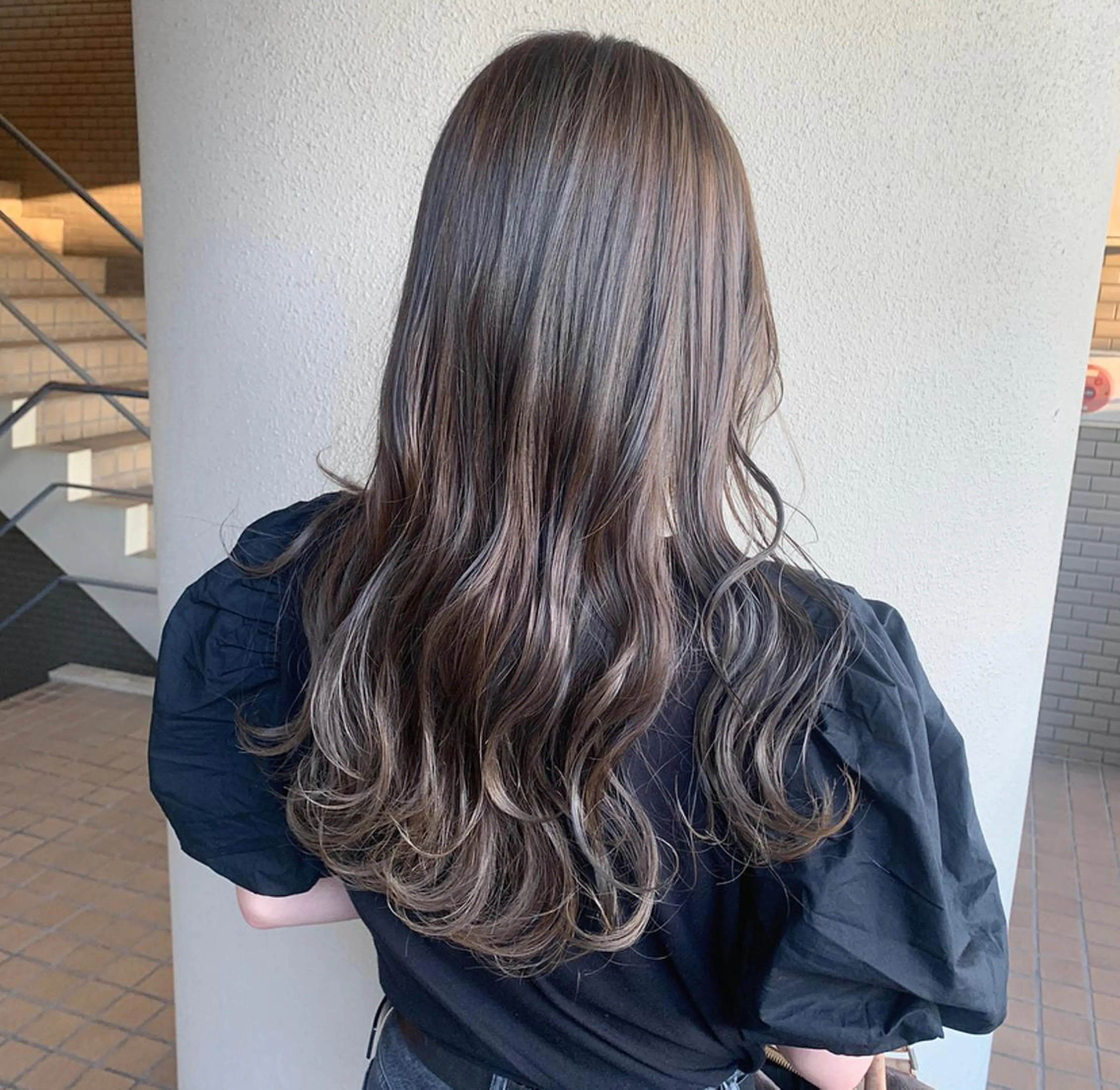 セミロング カラー 透明感カラー カット ヘアカラー トリートメント regalo Acari🍎のヘアスタイル