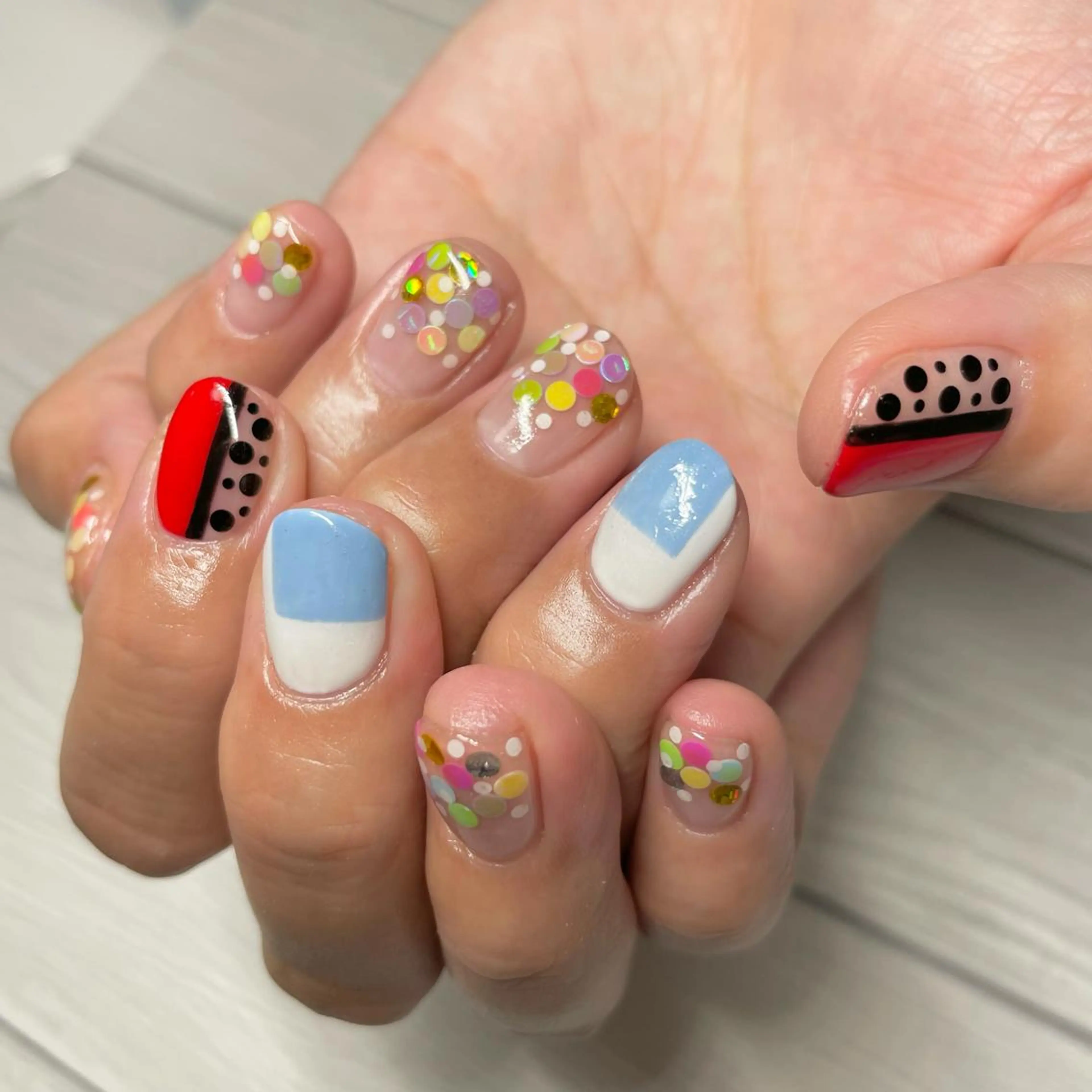 ネイル ドット Nailist MINORIのネイルデザイン