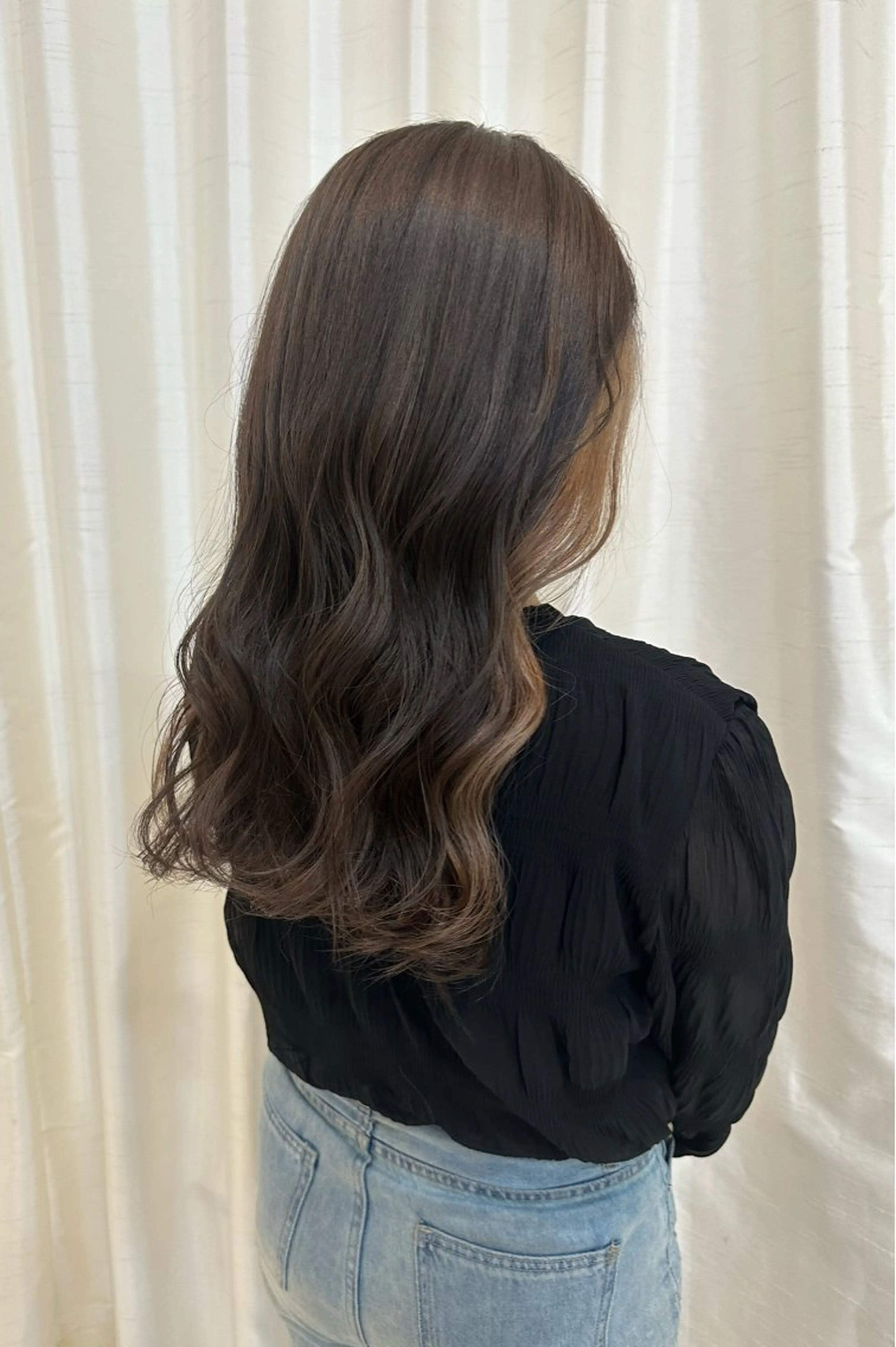 ロング カラー ブリーチ イヤリングカラー 門手 菜々子のヘアスタイル