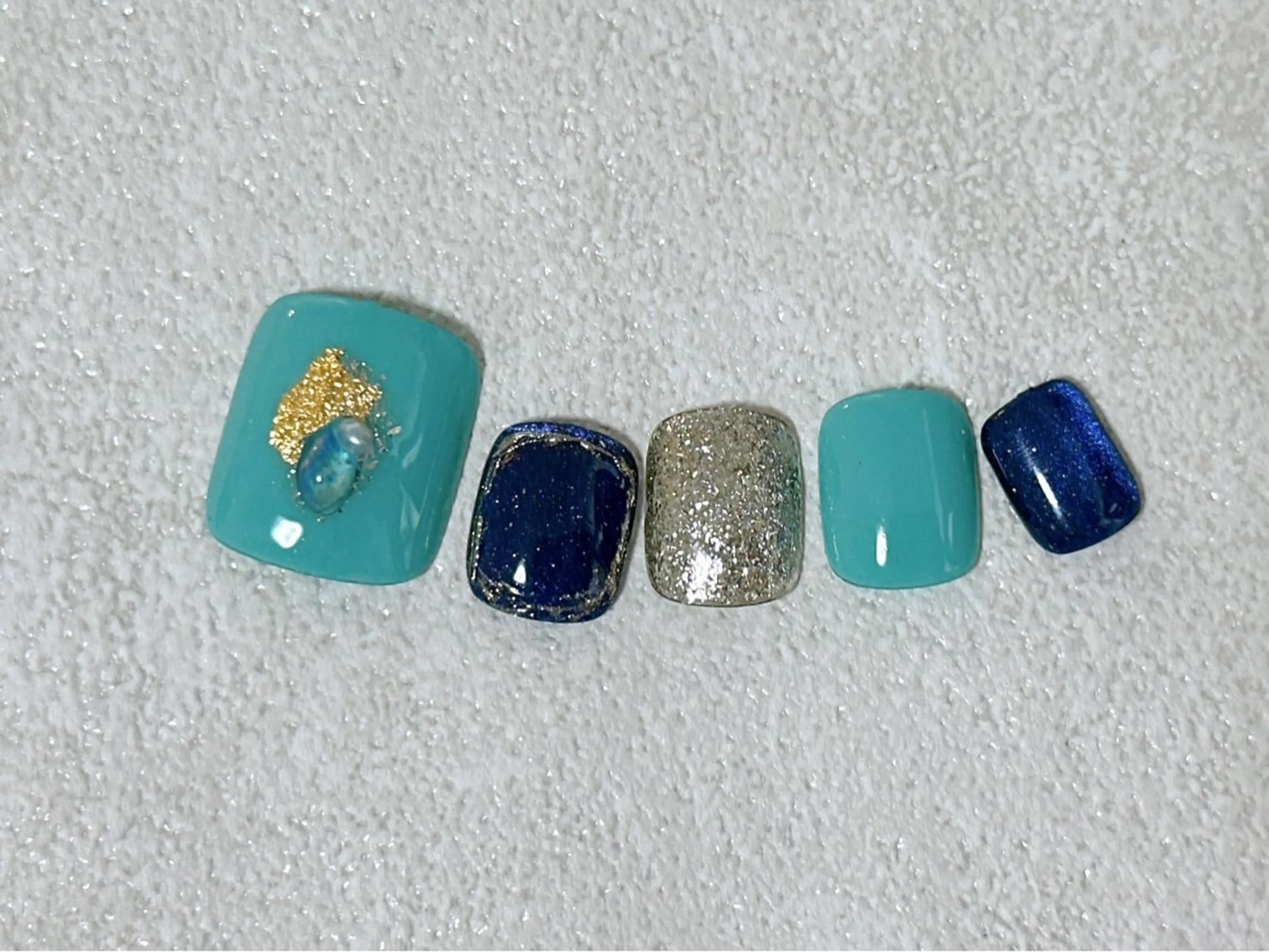 ネイル フットネイル ジェルネイル パラジェル 夏ネイル フットネイル kiki nail &brow二子玉川の眉毛・アイブロウイメージ