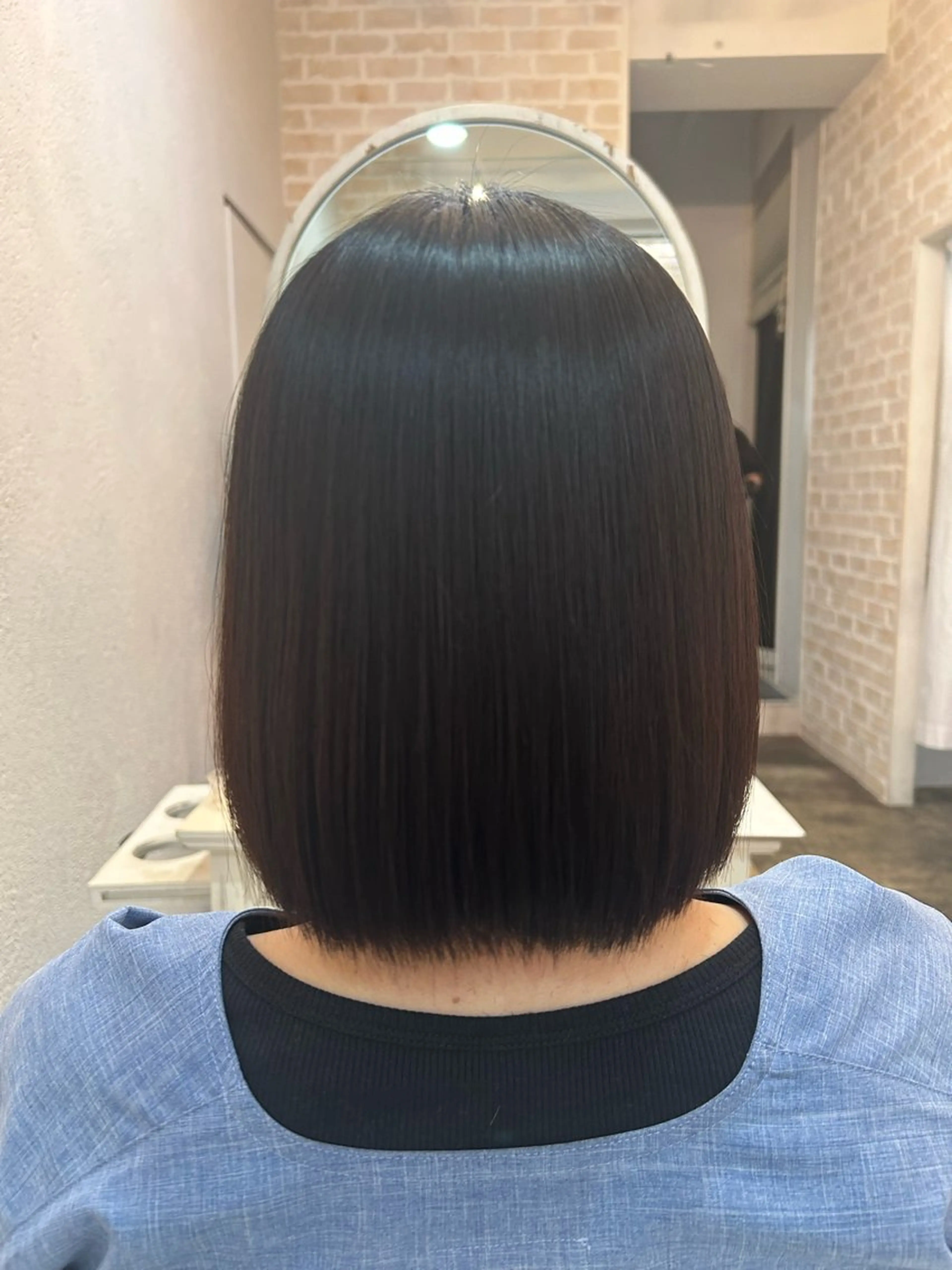 ミディアム パーマ 小磯 維織のヘアスタイル