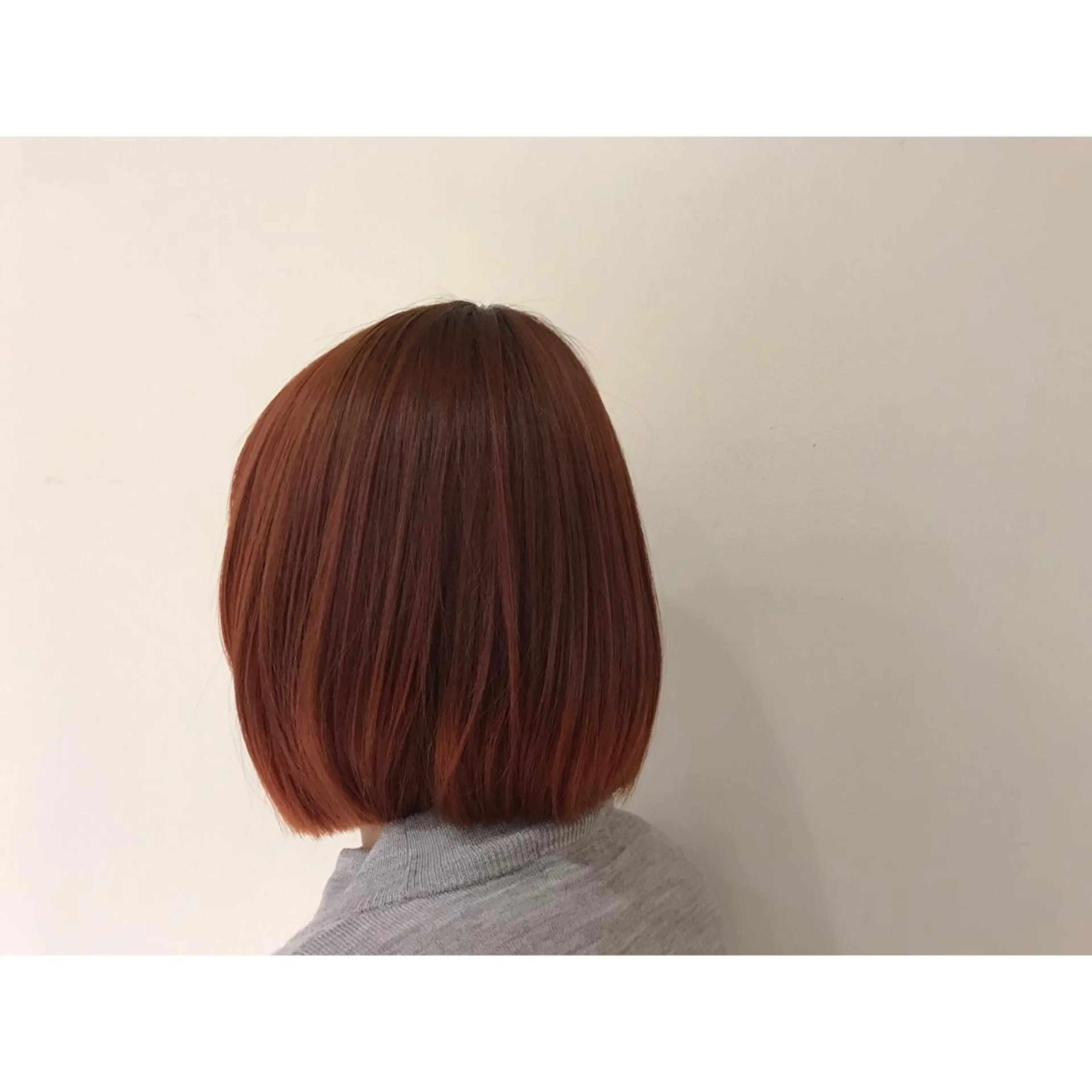 ショート カラー かねやす ゆなのヘアスタイル