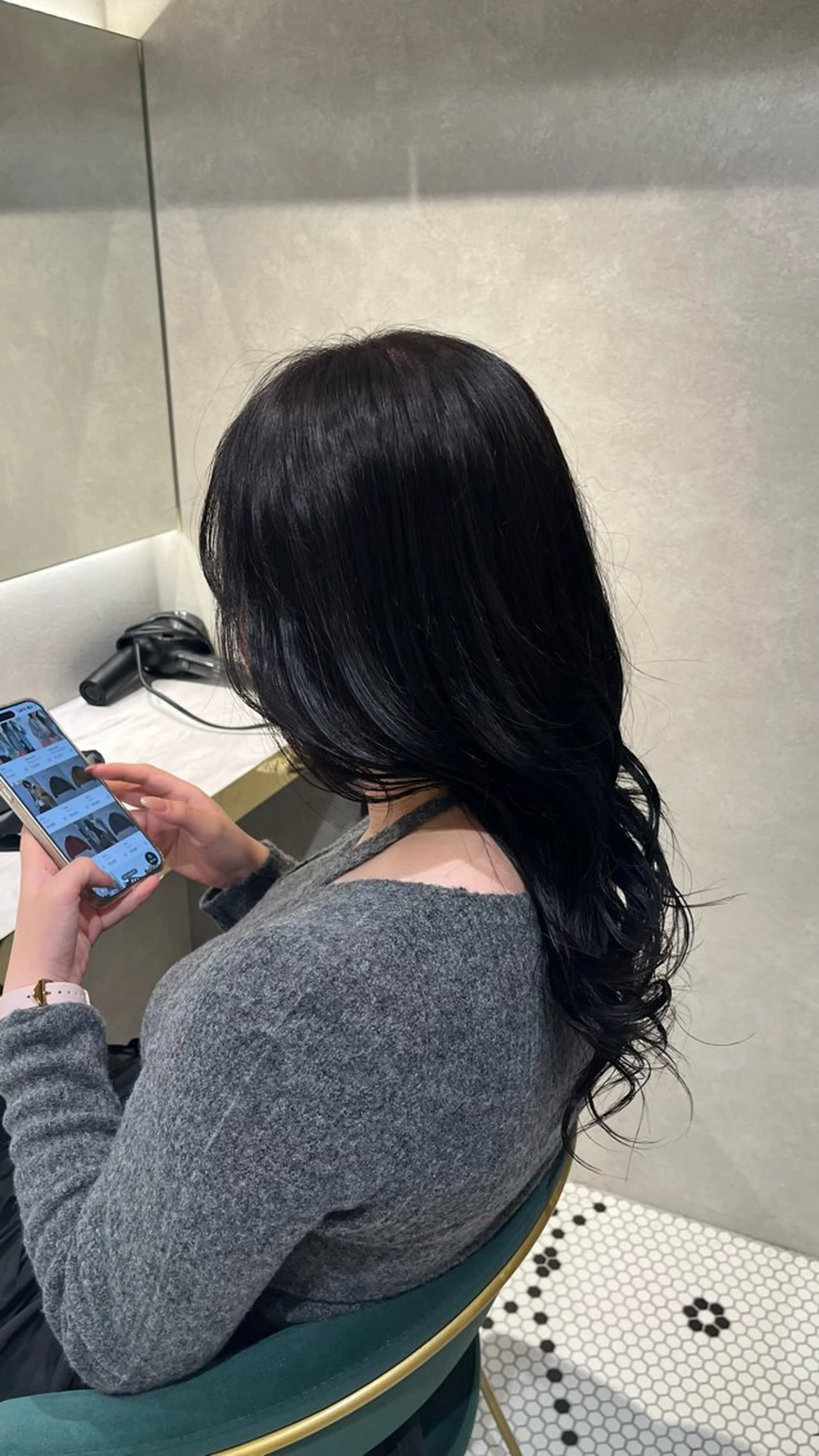 ロング カラー 新宿/ヘアカラー AiNAのヘアスタイル