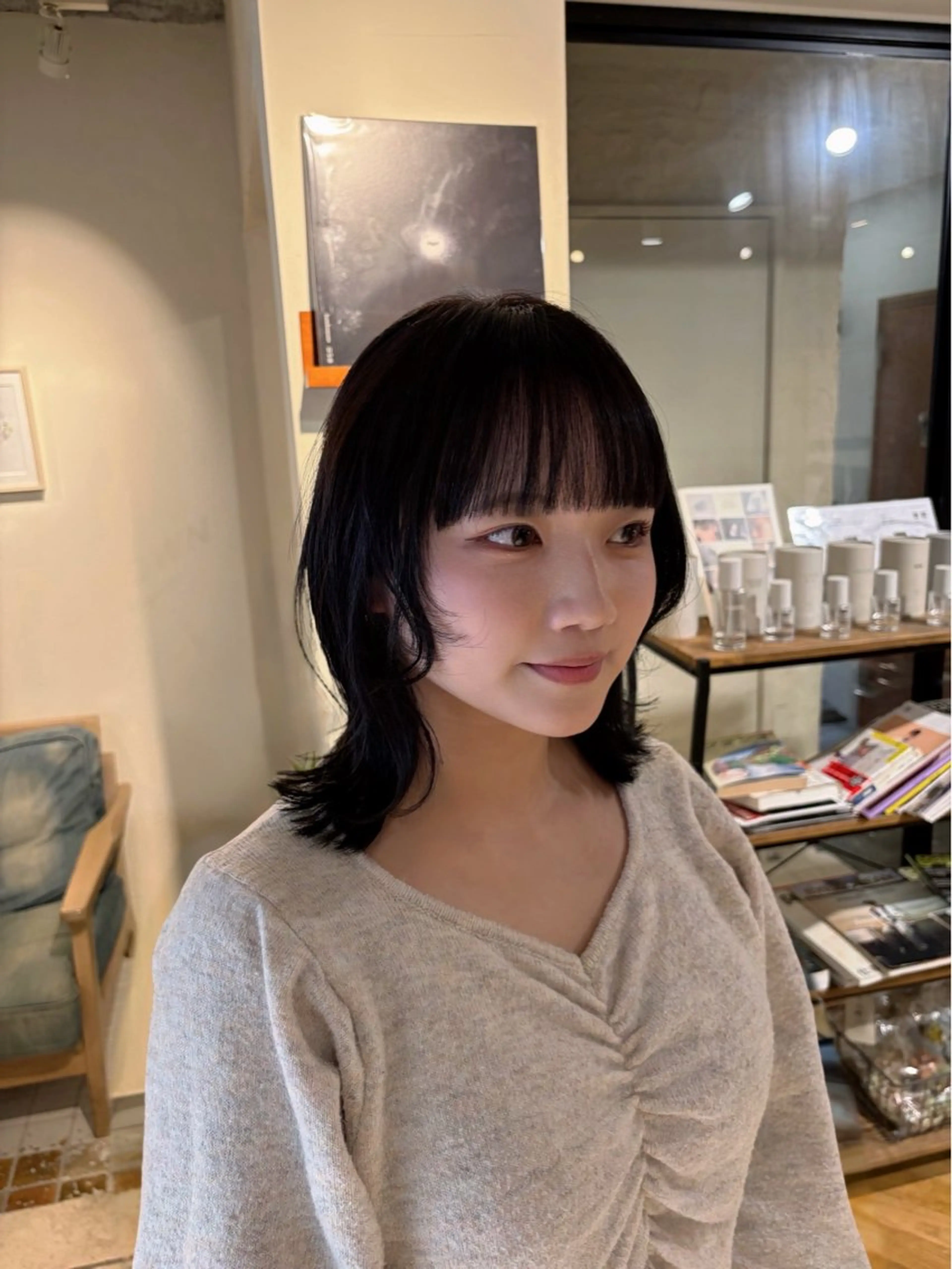 ミディアム カラー ヘアアレンジ BROWN nakano所属・mina 🐈‍⬛ ラフな似合わせヘアのヘアスタイル