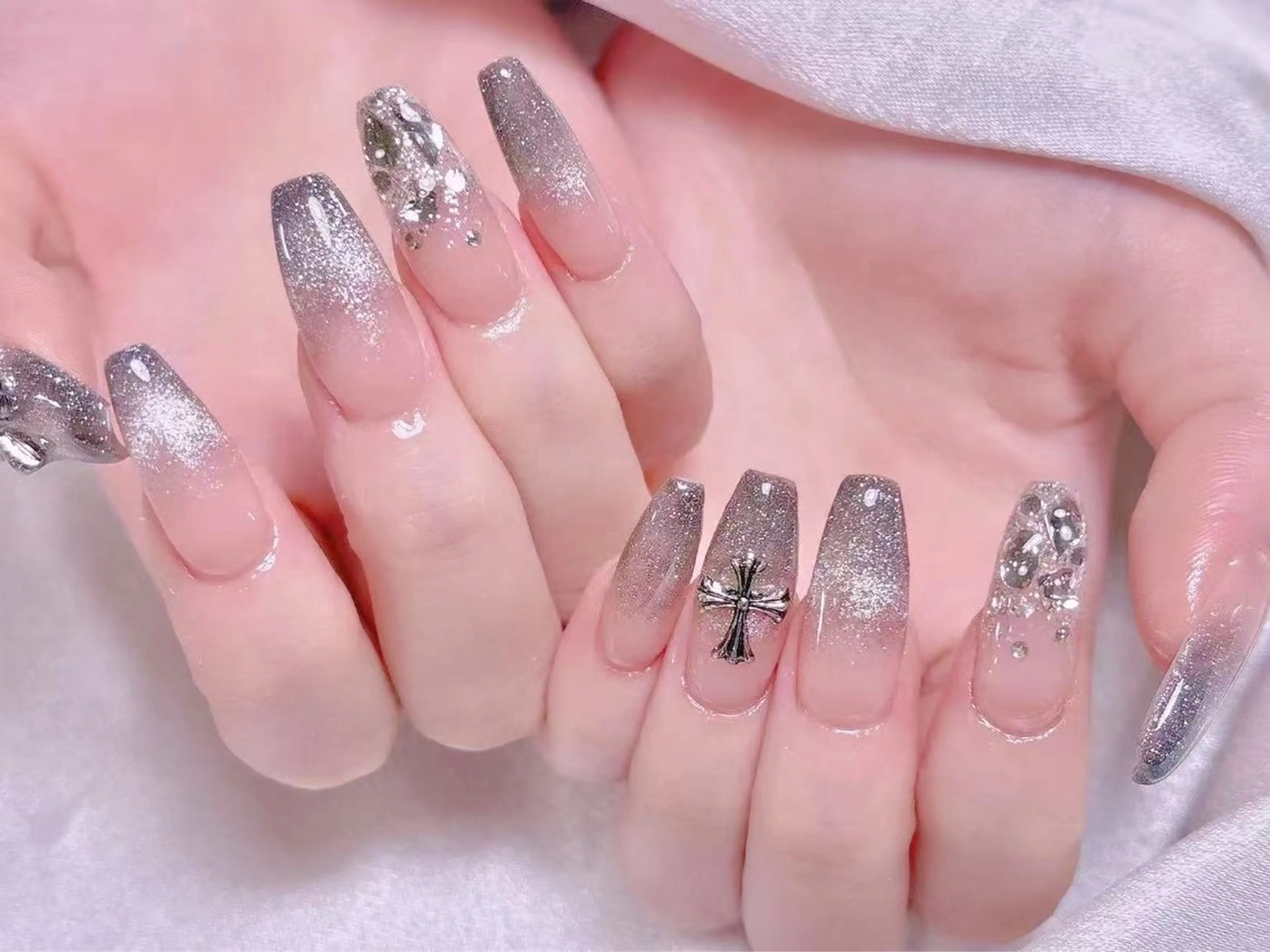 ネイル ハンドネイル リン リンのネイルデザイン