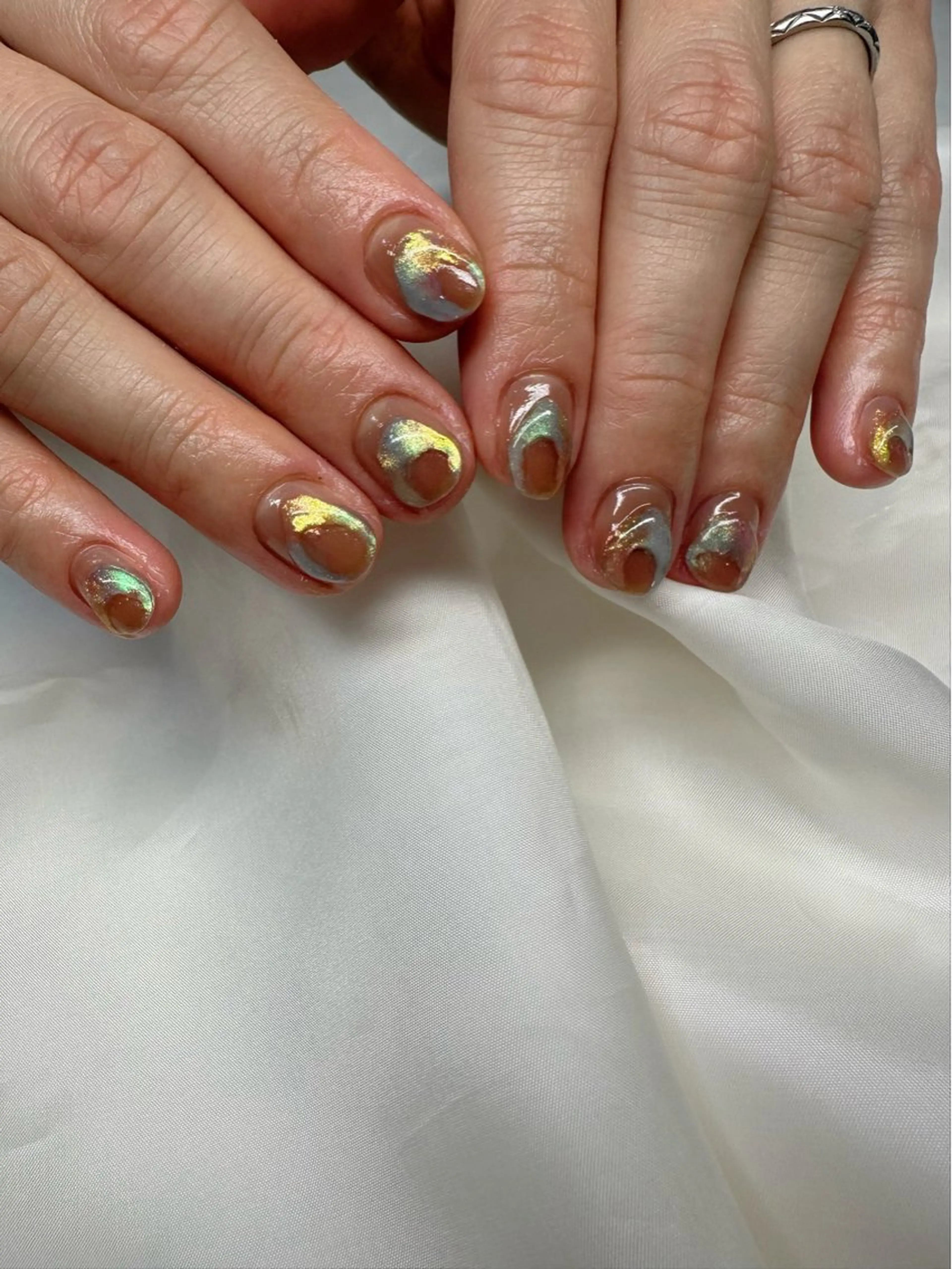 ネイル オーロラネイル ブラウン クリアネイル 氷ネイル・うるうるネイル 韓国ネイル 🪞KAPE NAIL 🪞のネイルデザイン