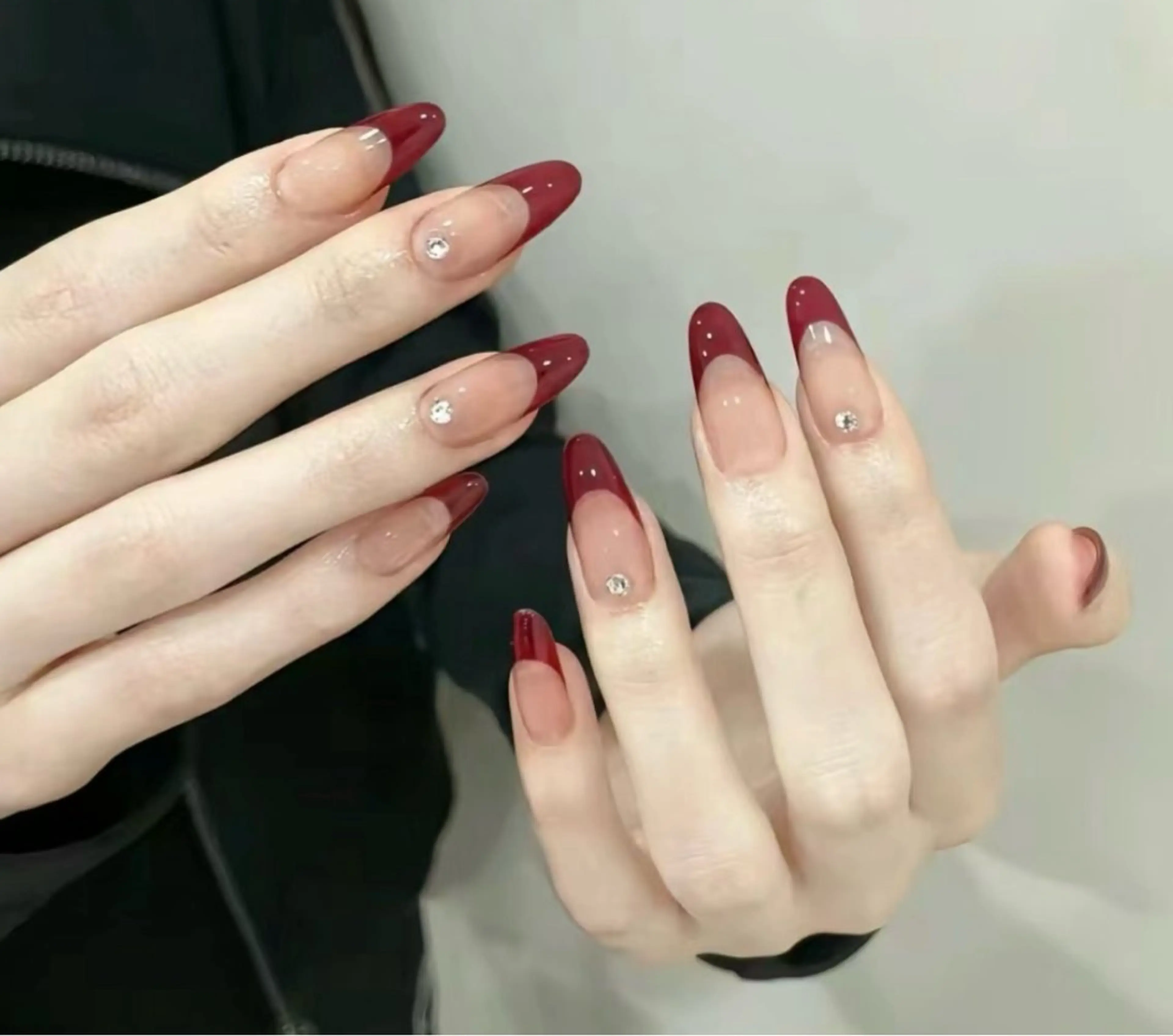 ネイル アートネイル キラキラネイル 韓国ネイル 水色 ロングネイル ハンドネイル ハンドケア NailDemure 【銀座店】のネイルデザイン
