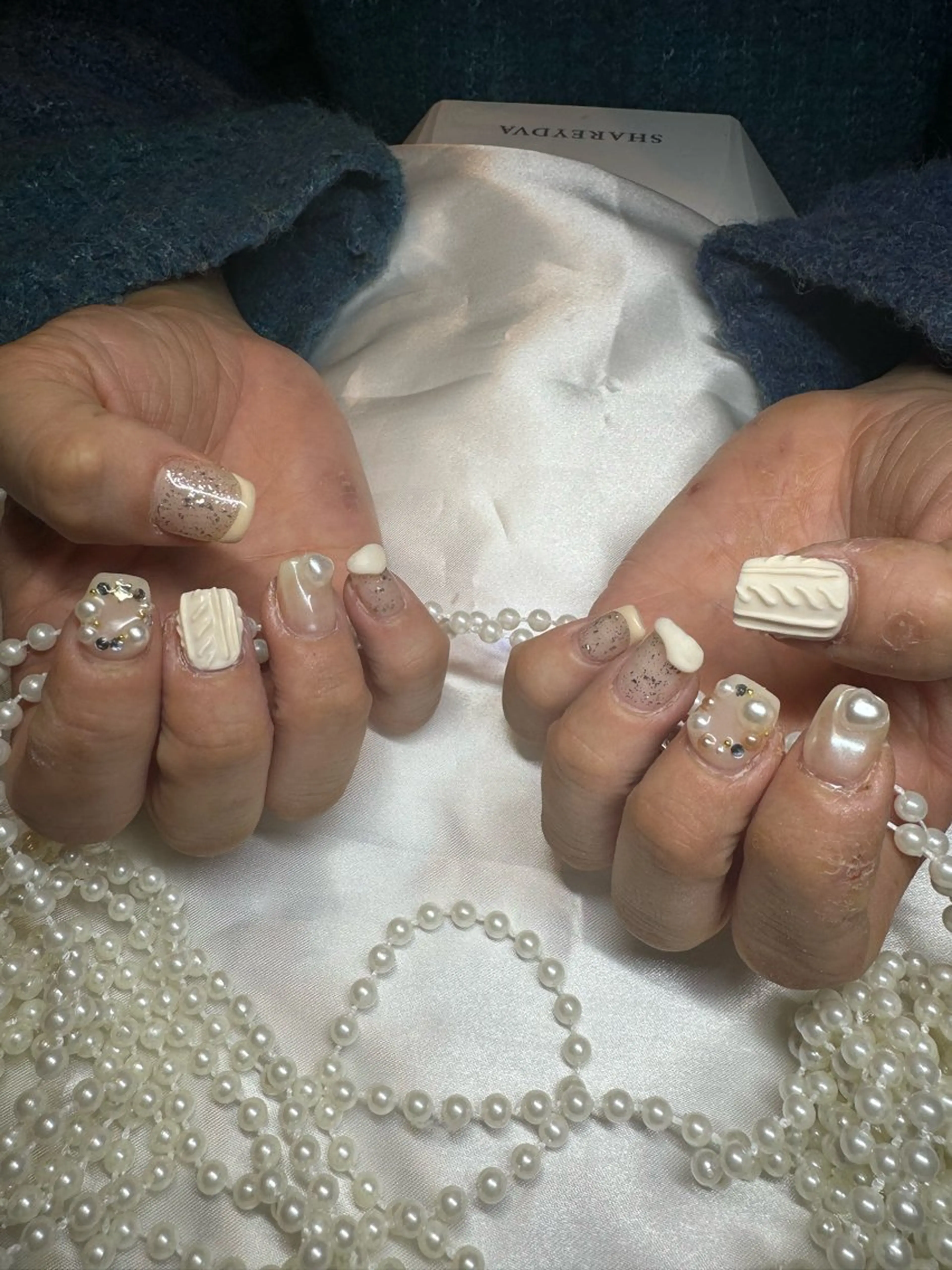 ネイル ハンドネイル 濱岡 咲のネイルデザイン