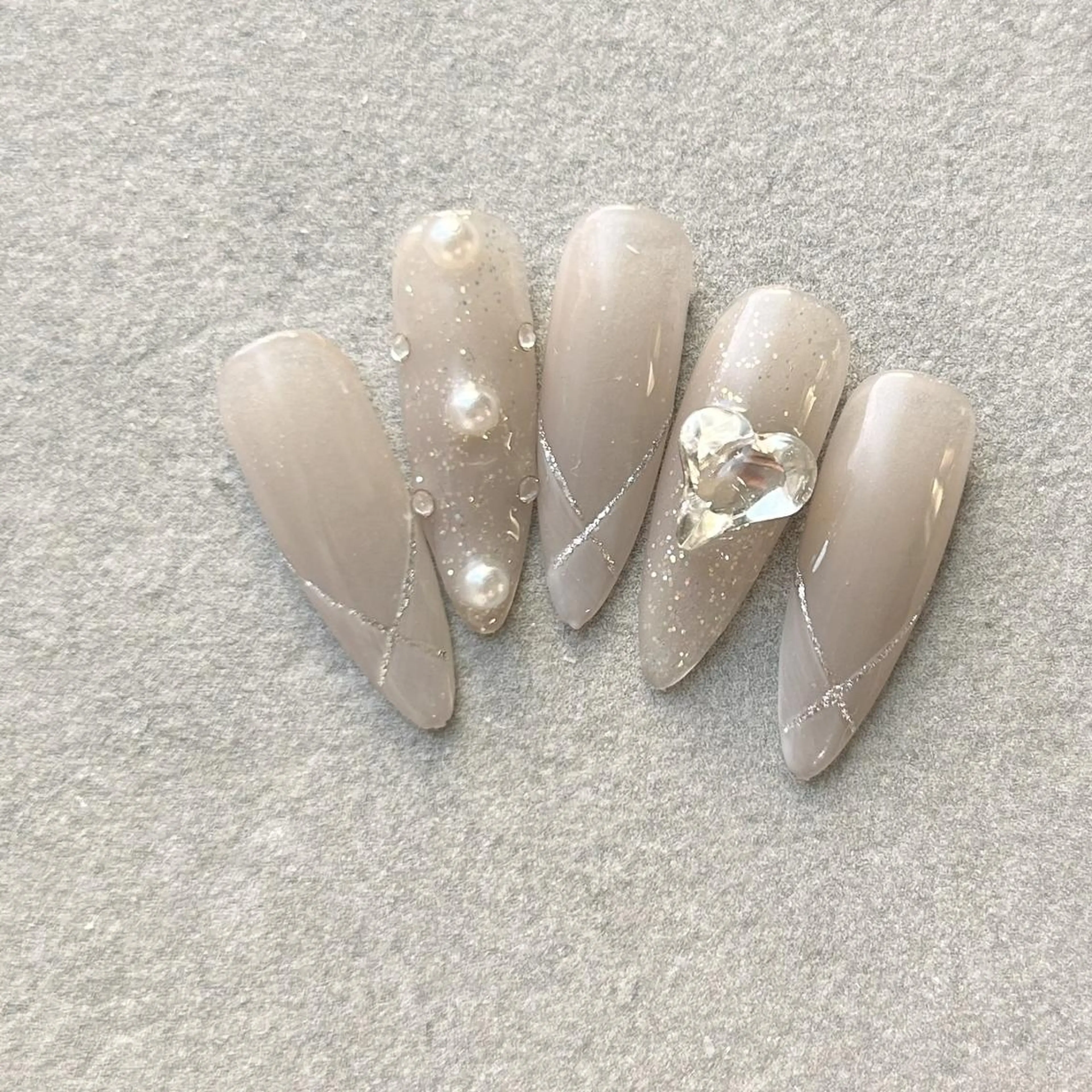ネイル ネイルスクール byCharmeのネイルデザイン
