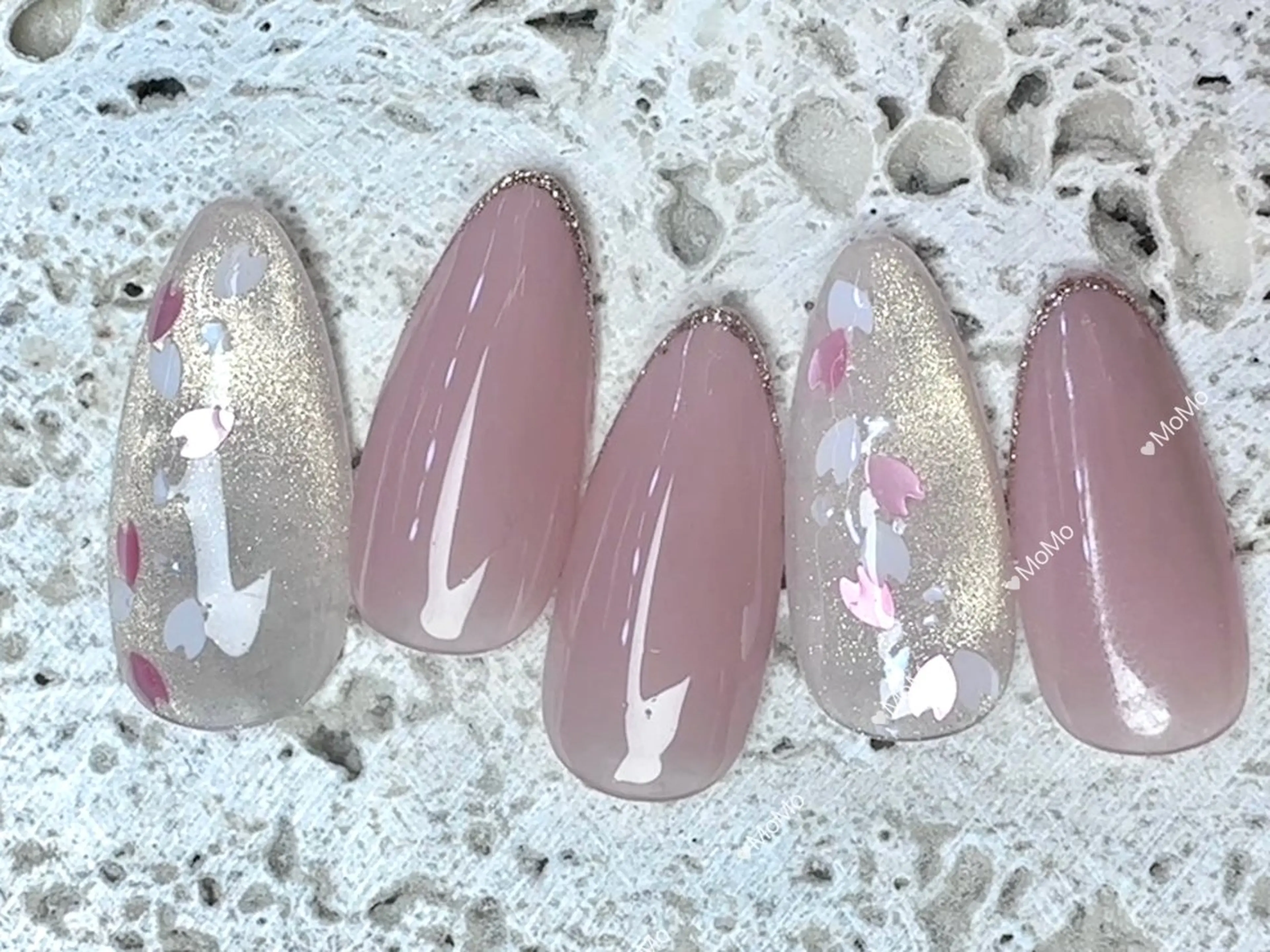 ネイル MOMO nailのネイルデザイン