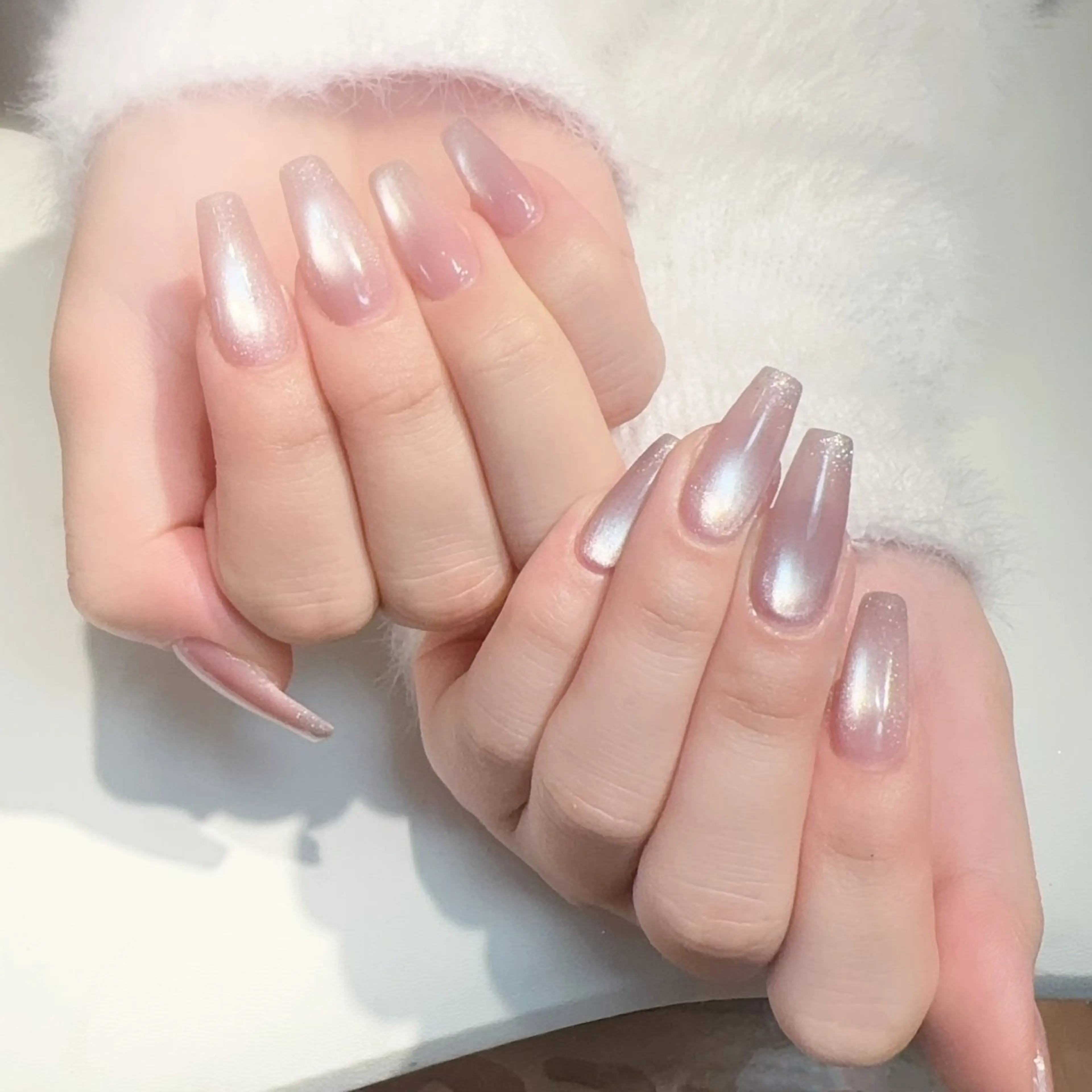 ［チップ長さだし10本］マグネットネイル（斜め、フレンチ、光全体、ビー玉など） 💅🏻 (甘皮ケア付き)¥6980の写真