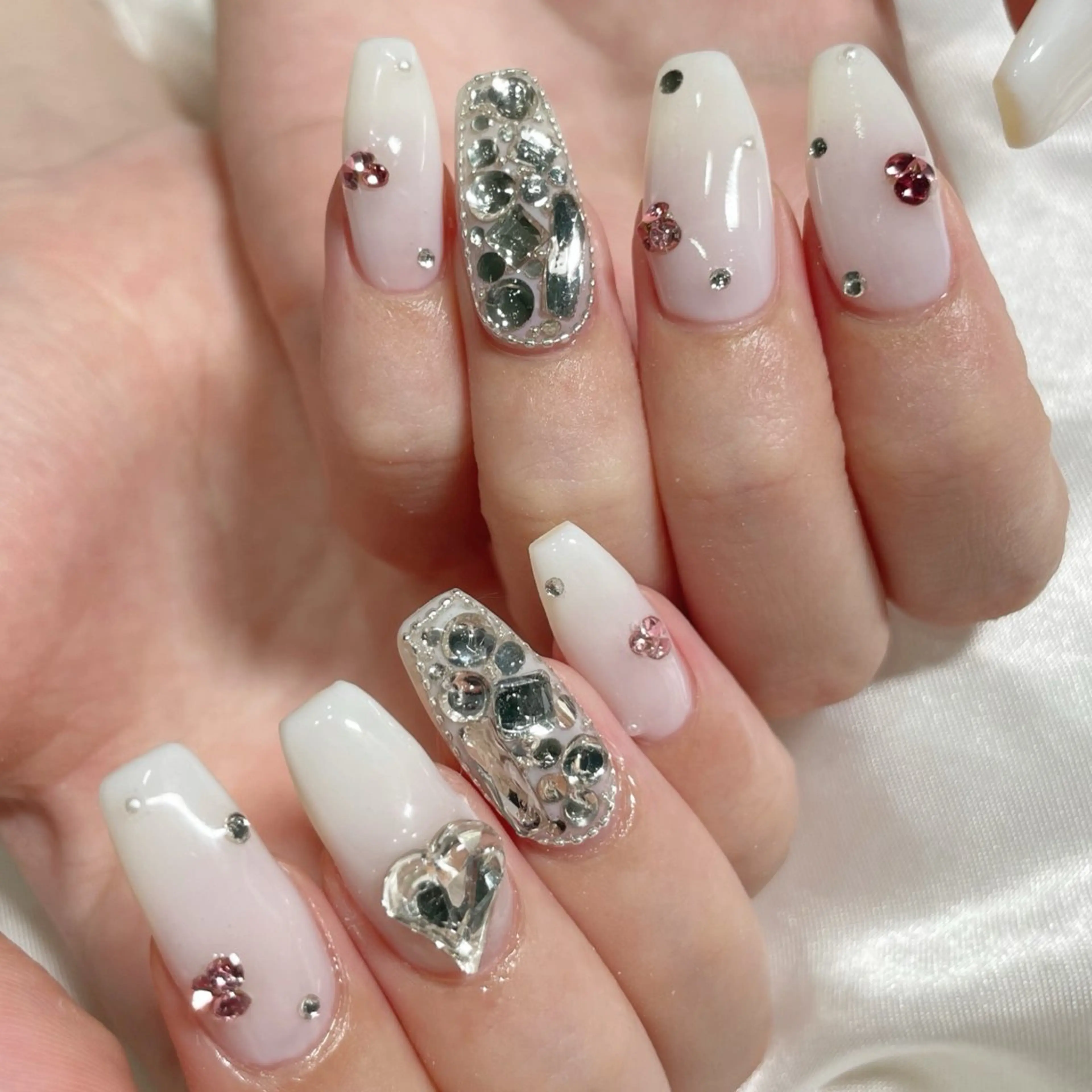 ネイル おで@ oderi_nailのネイルデザイン