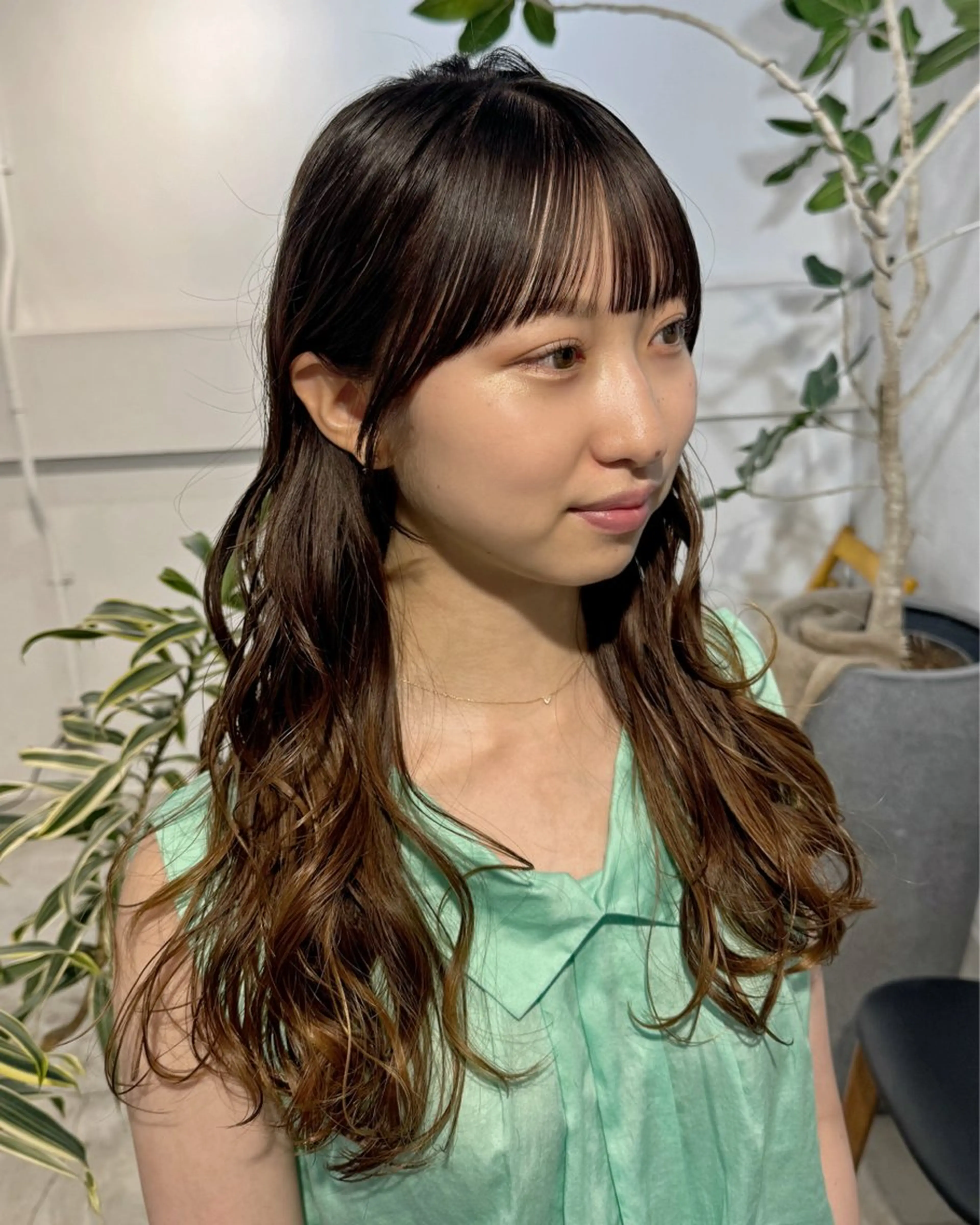 セミロング カット ヘアセット 顔周りカット・相談 レイヤーも◎しずくのヘアスタイル