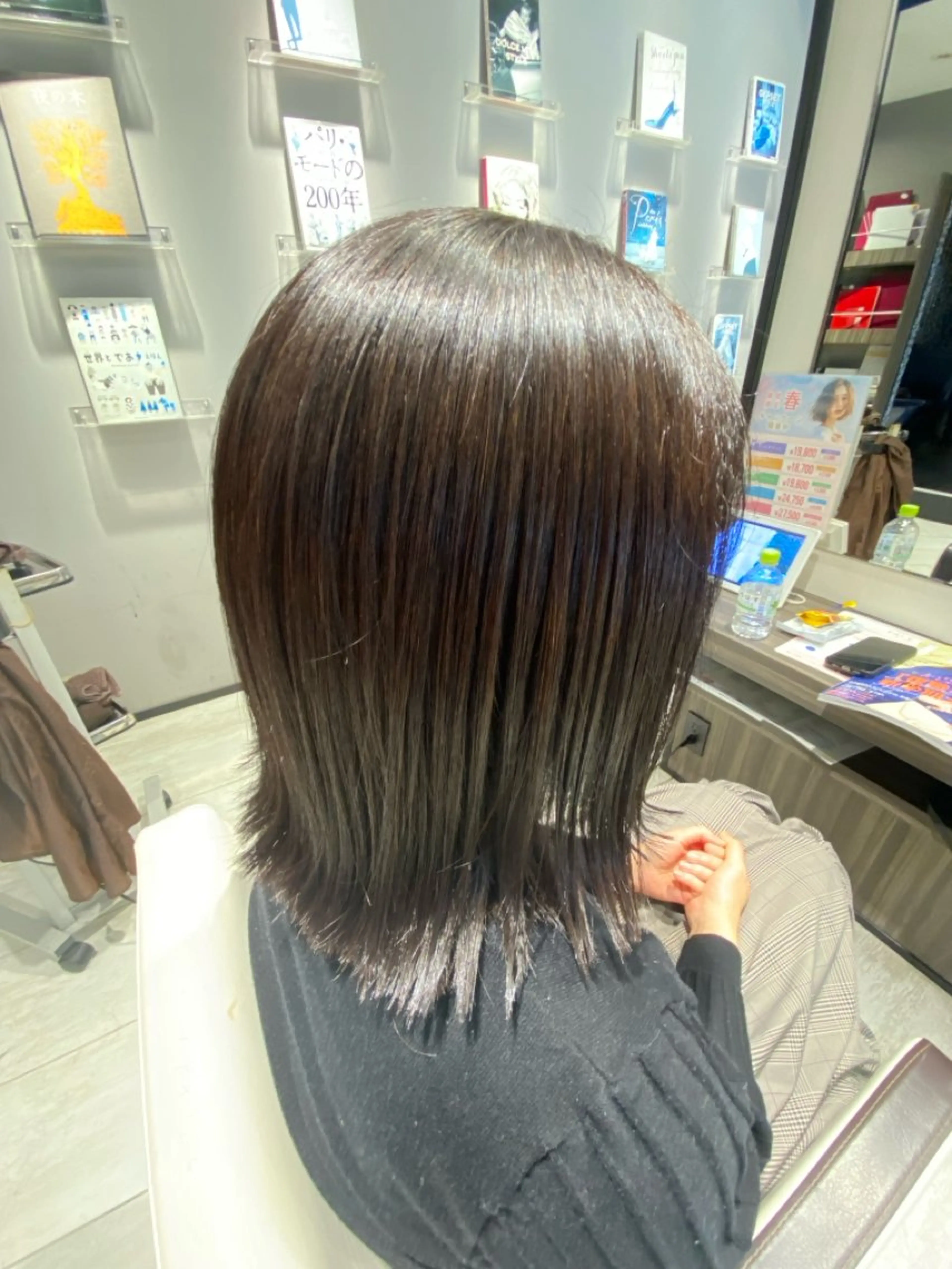 ミディアム designer ITOのヘアスタイル