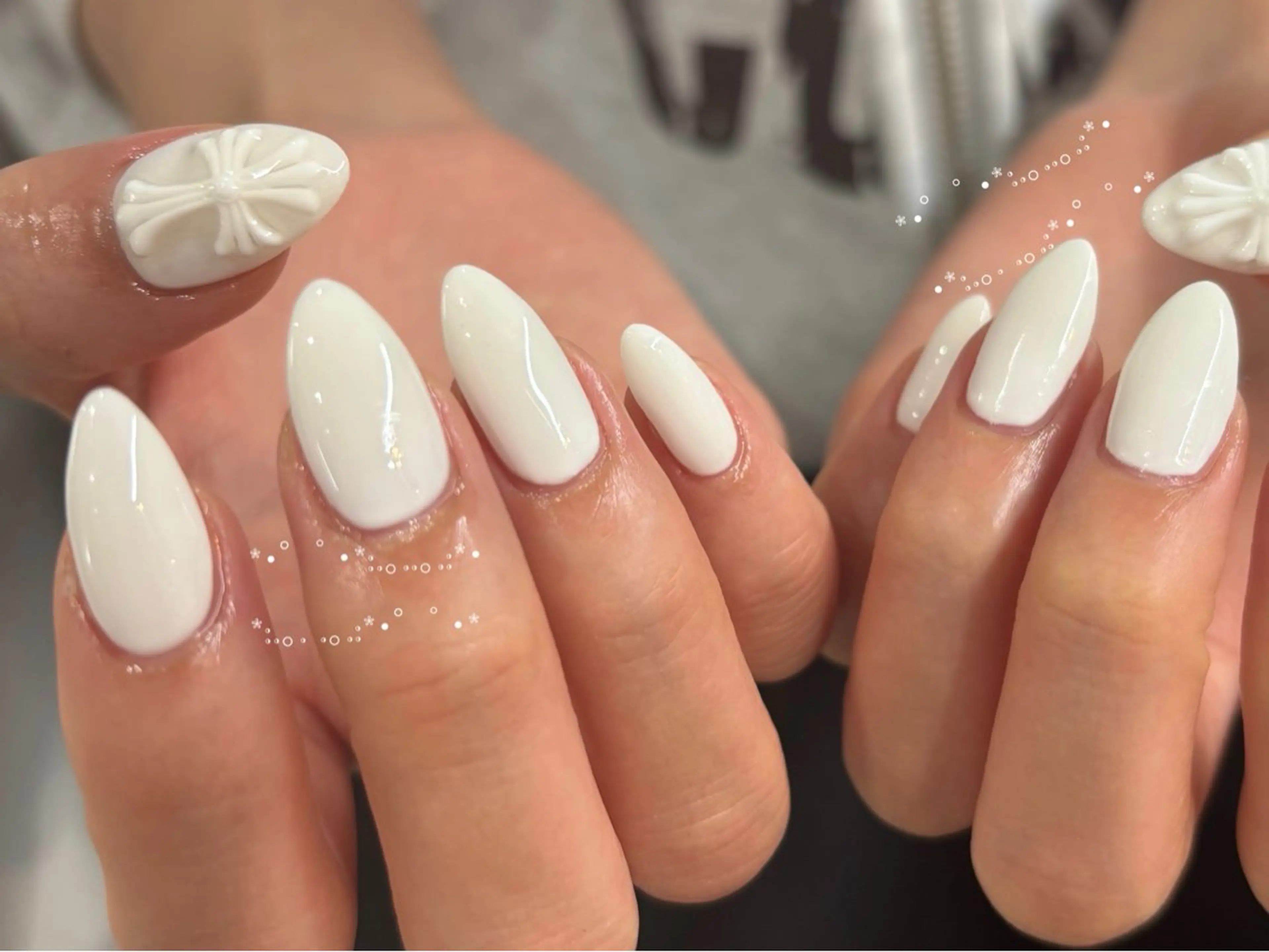 セミロング ハンドネイル Lesest akariのネイルデザイン