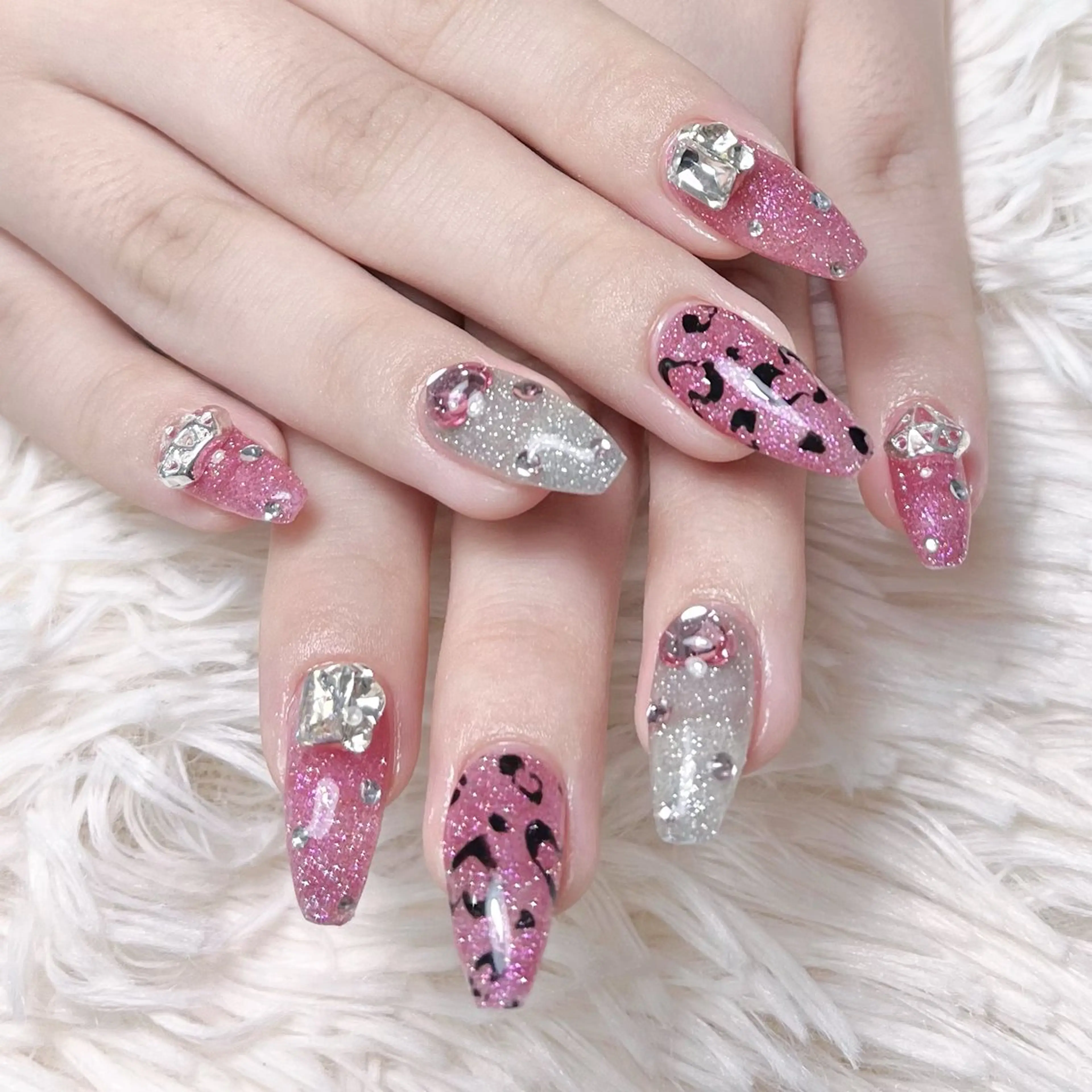 ネイル Twinkle Nail Kuboのネイルデザイン