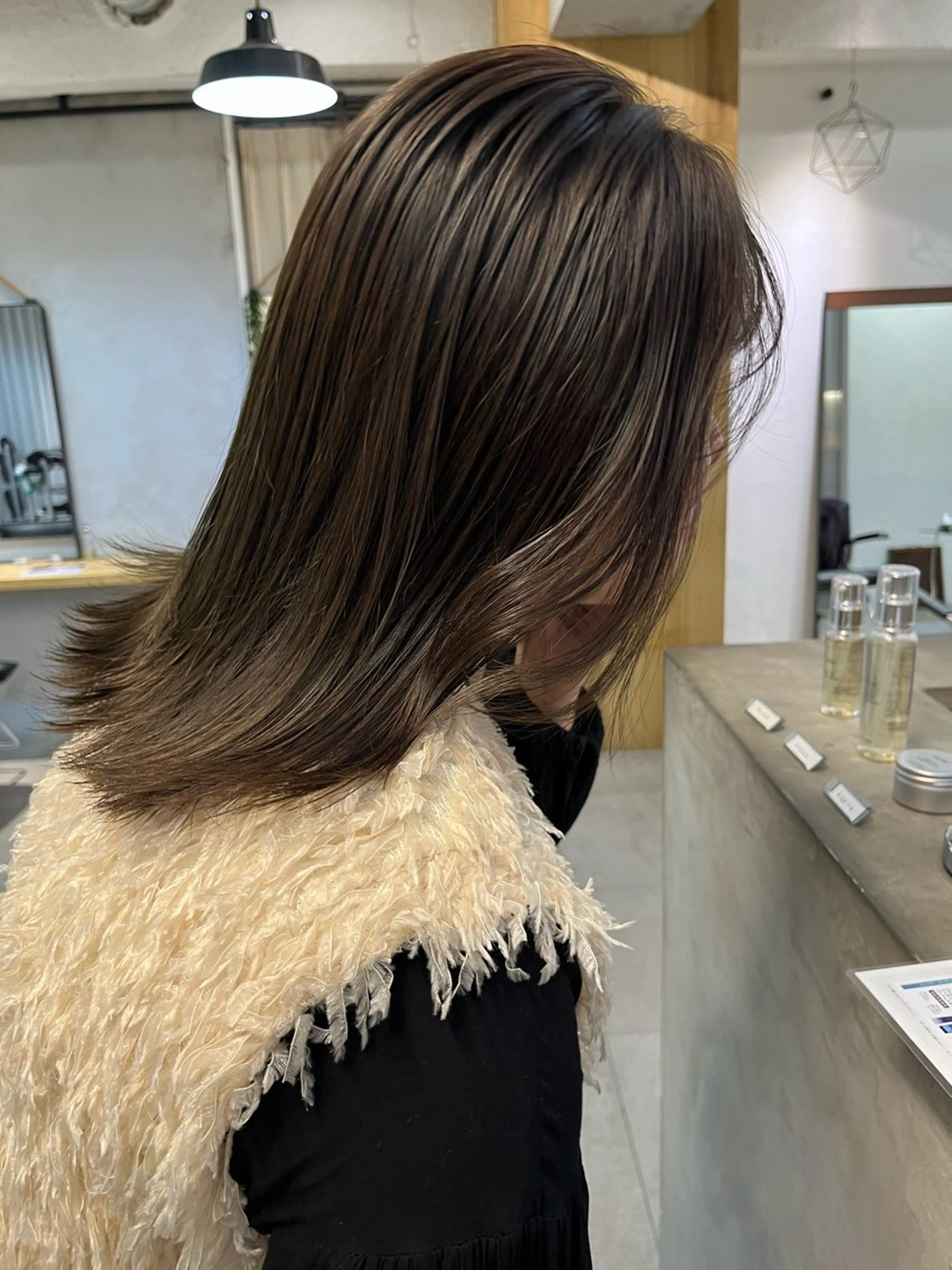 ミディアム カラー ヘアカラー トリートメント 赤み消しカラー/ ナチュラル/トモキのヘアスタイル