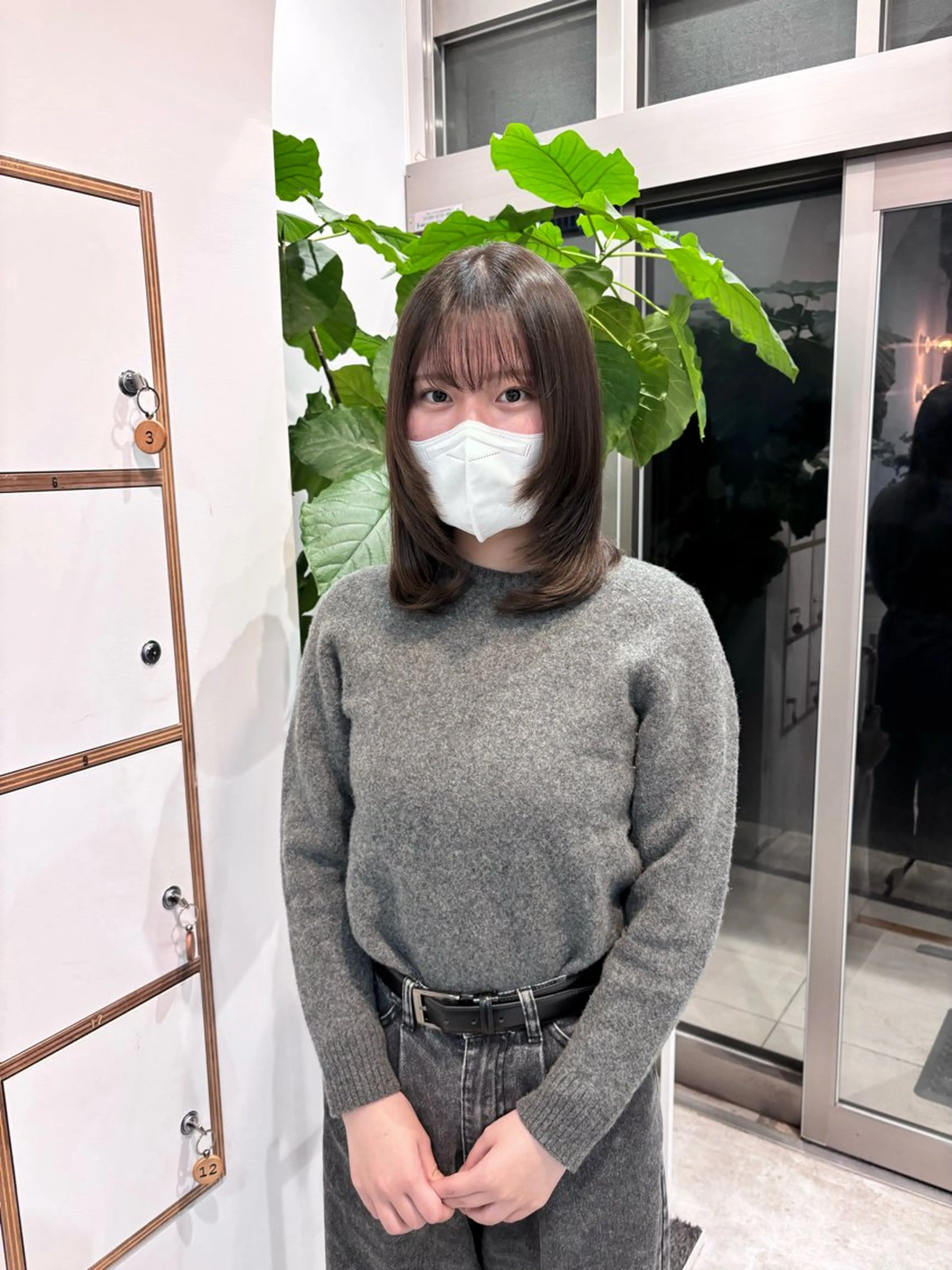 ミディアム レイヤーカット 千田 りんなのヘアスタイル