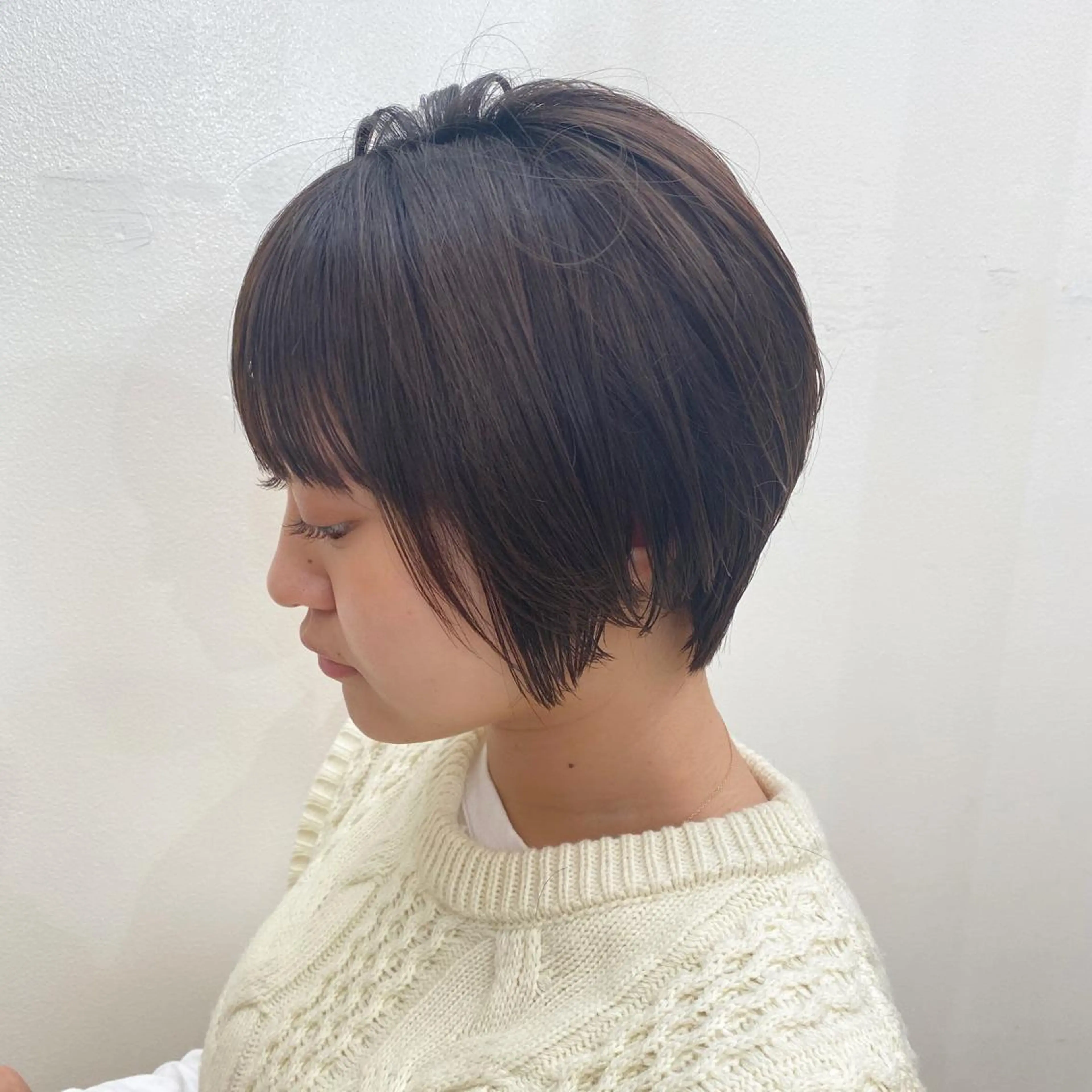 ショート ambellir 山本伽椰のヘアスタイル