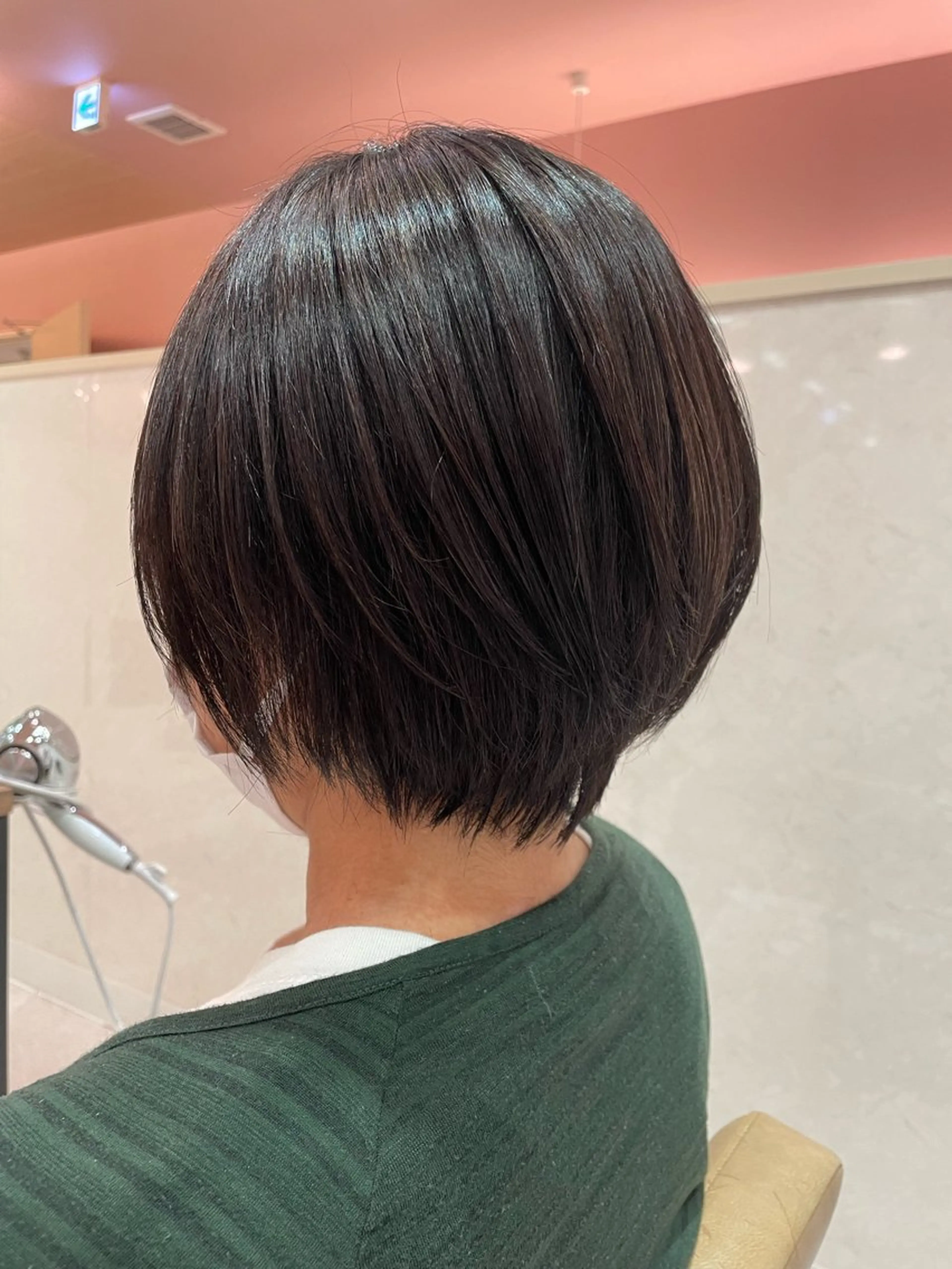 ショート 保々  雄輝のヘアスタイル