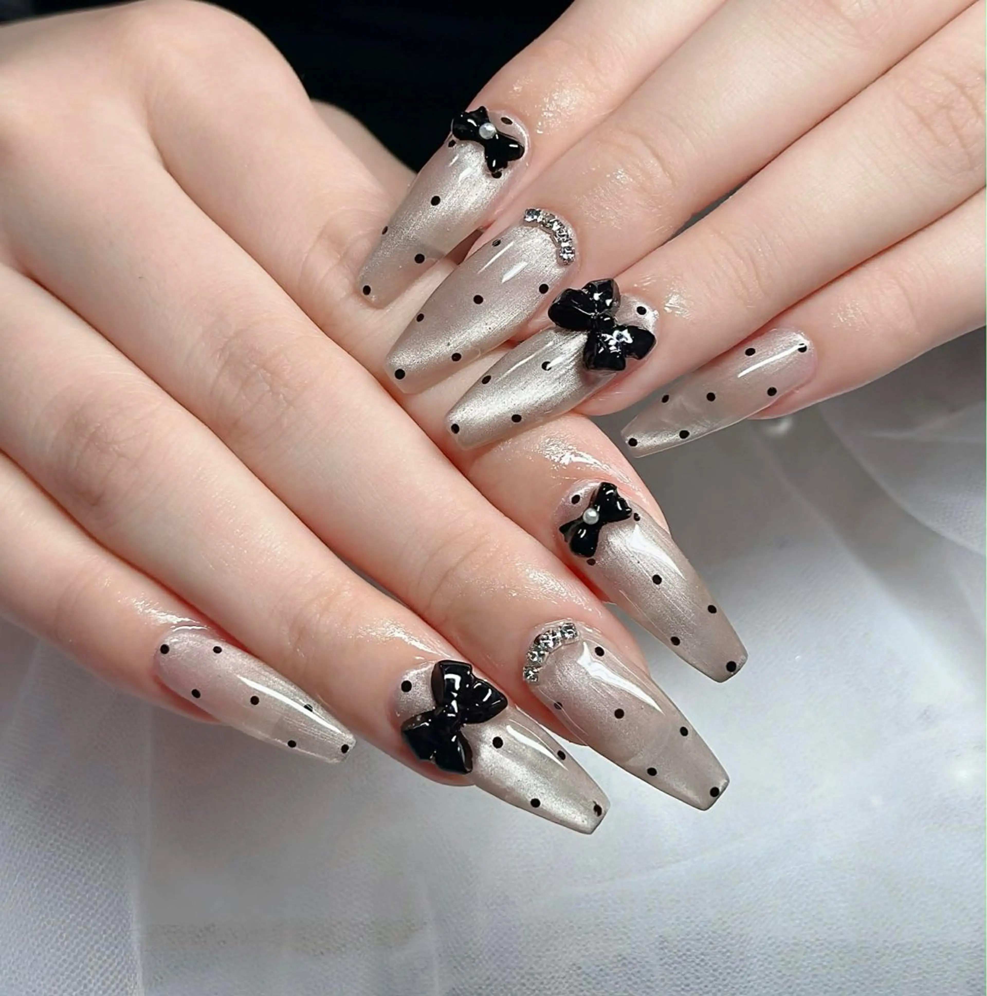 ネイル アートネイル ボルドー フレンチネイル ジェルネイル 氷ネイル・うるうるネイル ハンドネイル H.baby Nail Salonのネイルデザイン