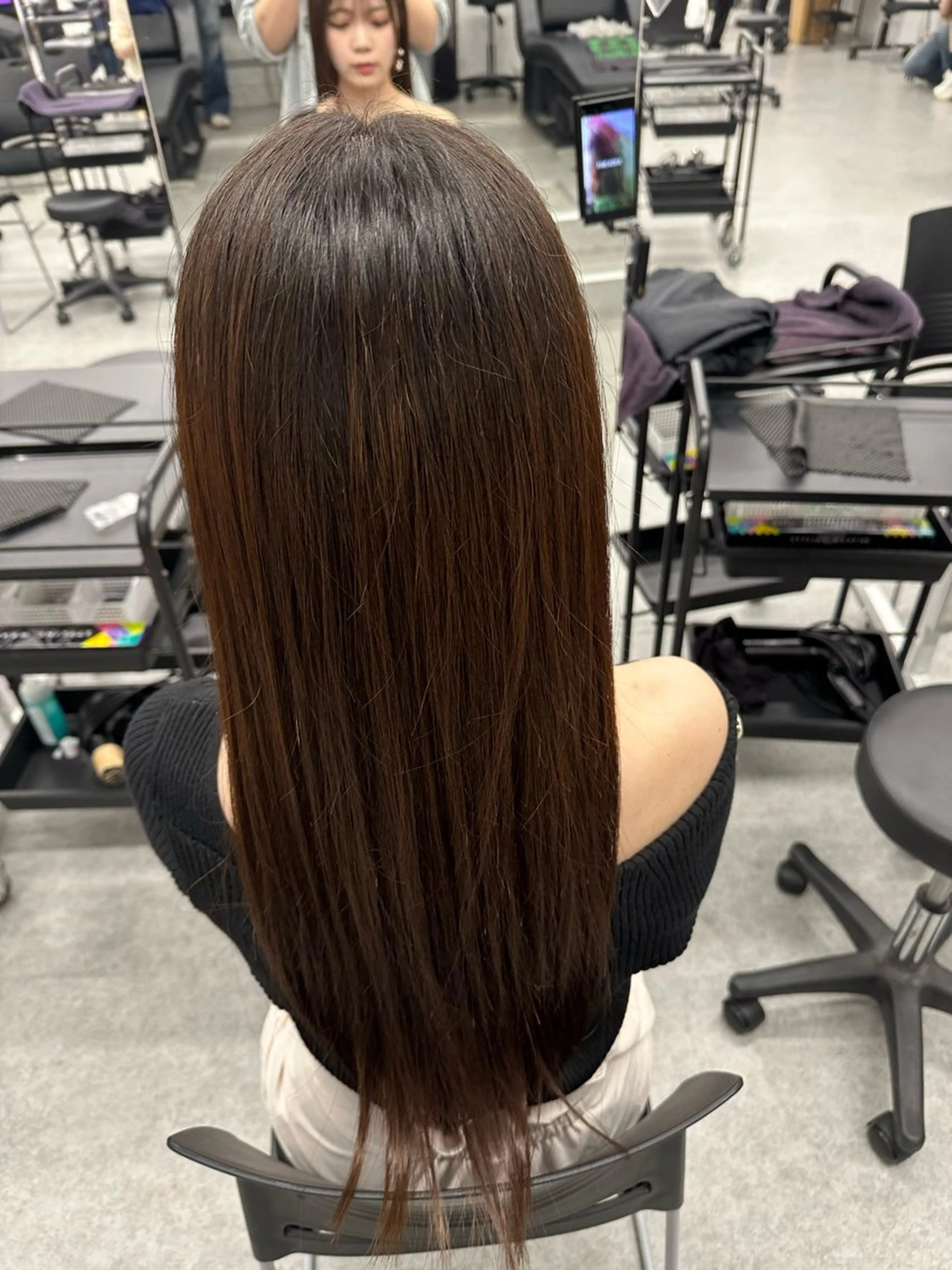 ロング カラー ヘアアレンジ ブリーチ ブリーチなしカラー 髪質改善 🫧モテる💗ダメー ジレスハイトーン🫧のヘアスタイル