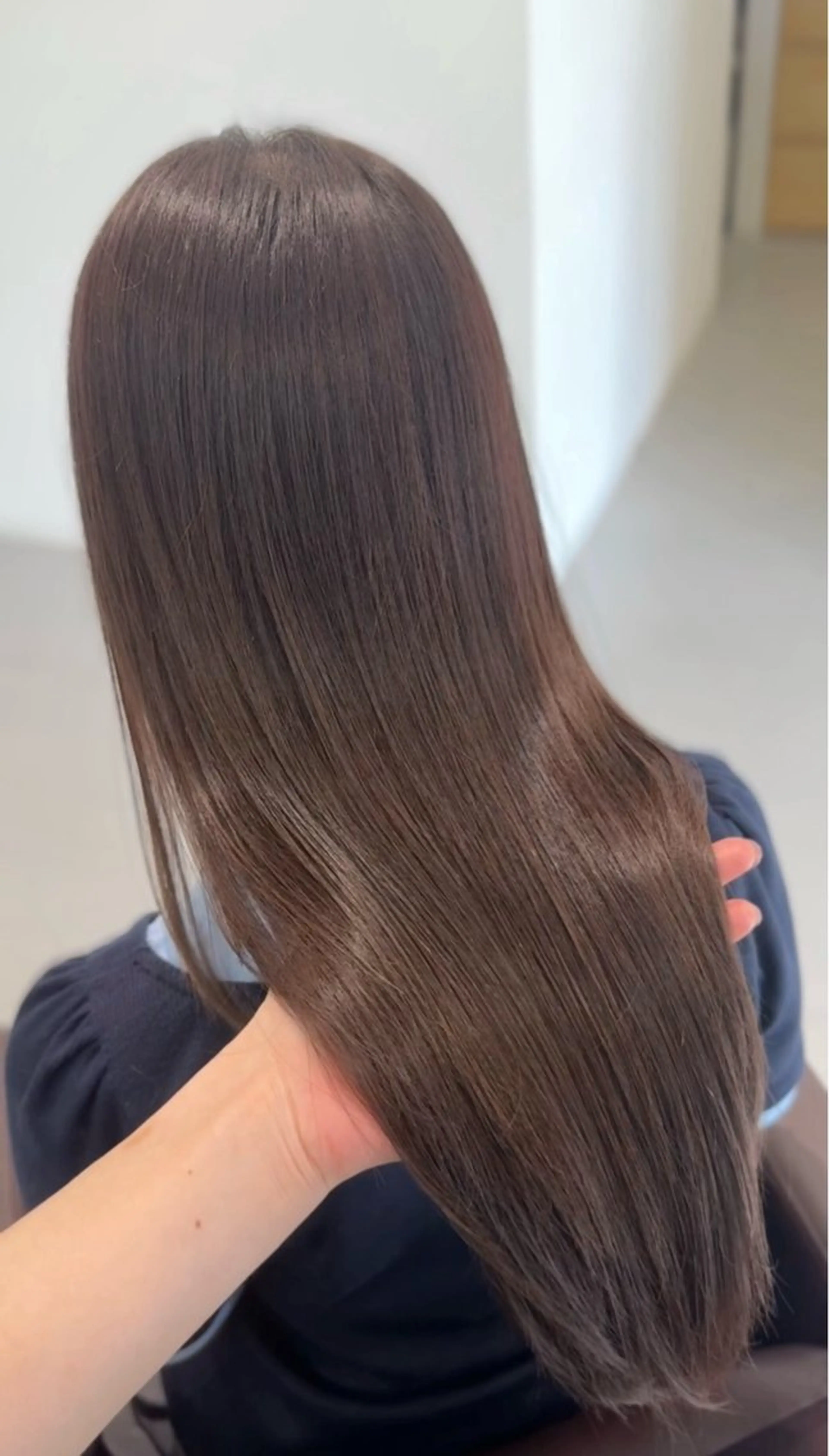 ロング ヘアカラー ️🫧透明感カラー& 髪質改善🎀いさきのヘアスタイル