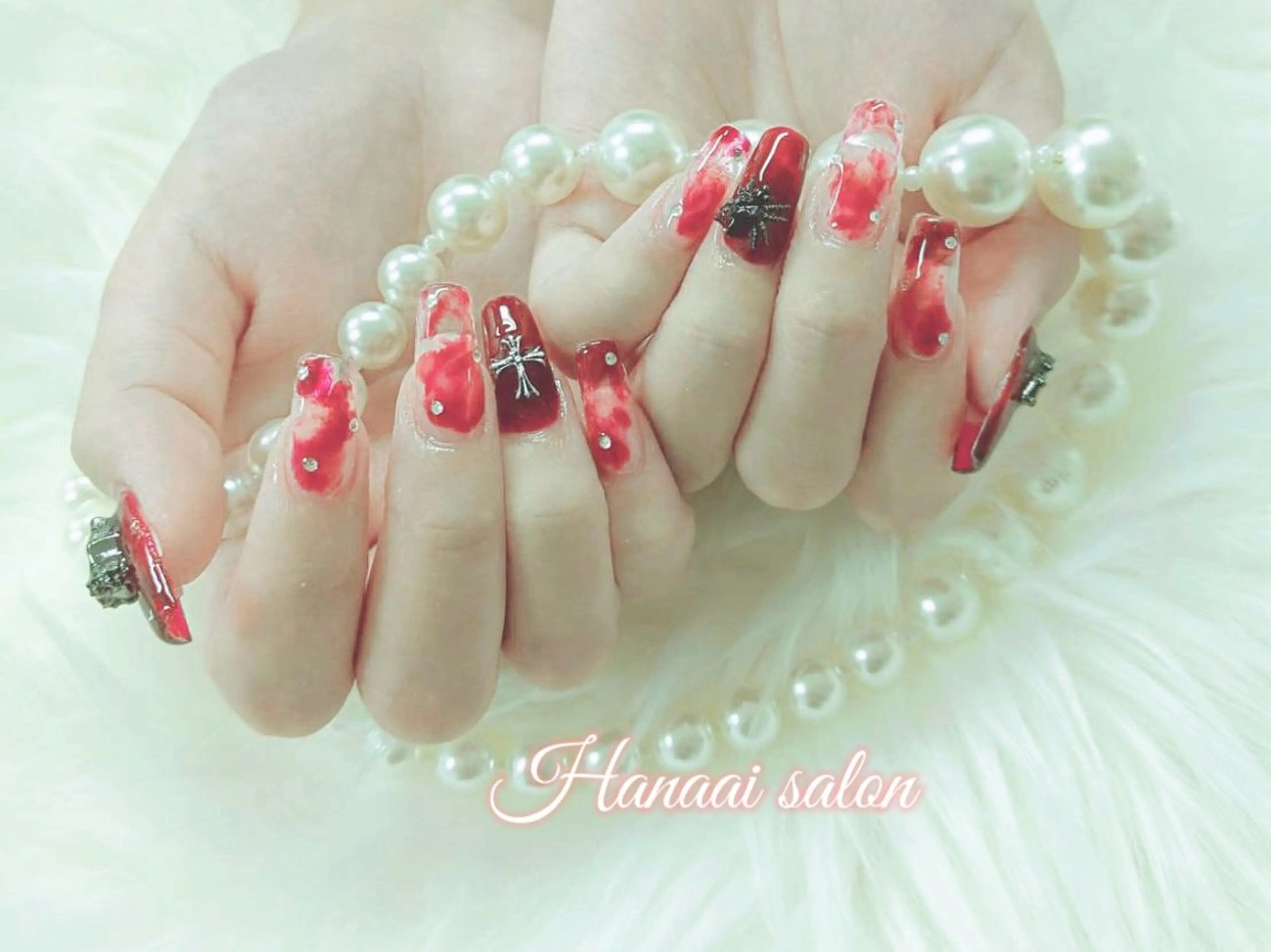 ミディアム Hanaai Salon新宿店のネイルデザイン