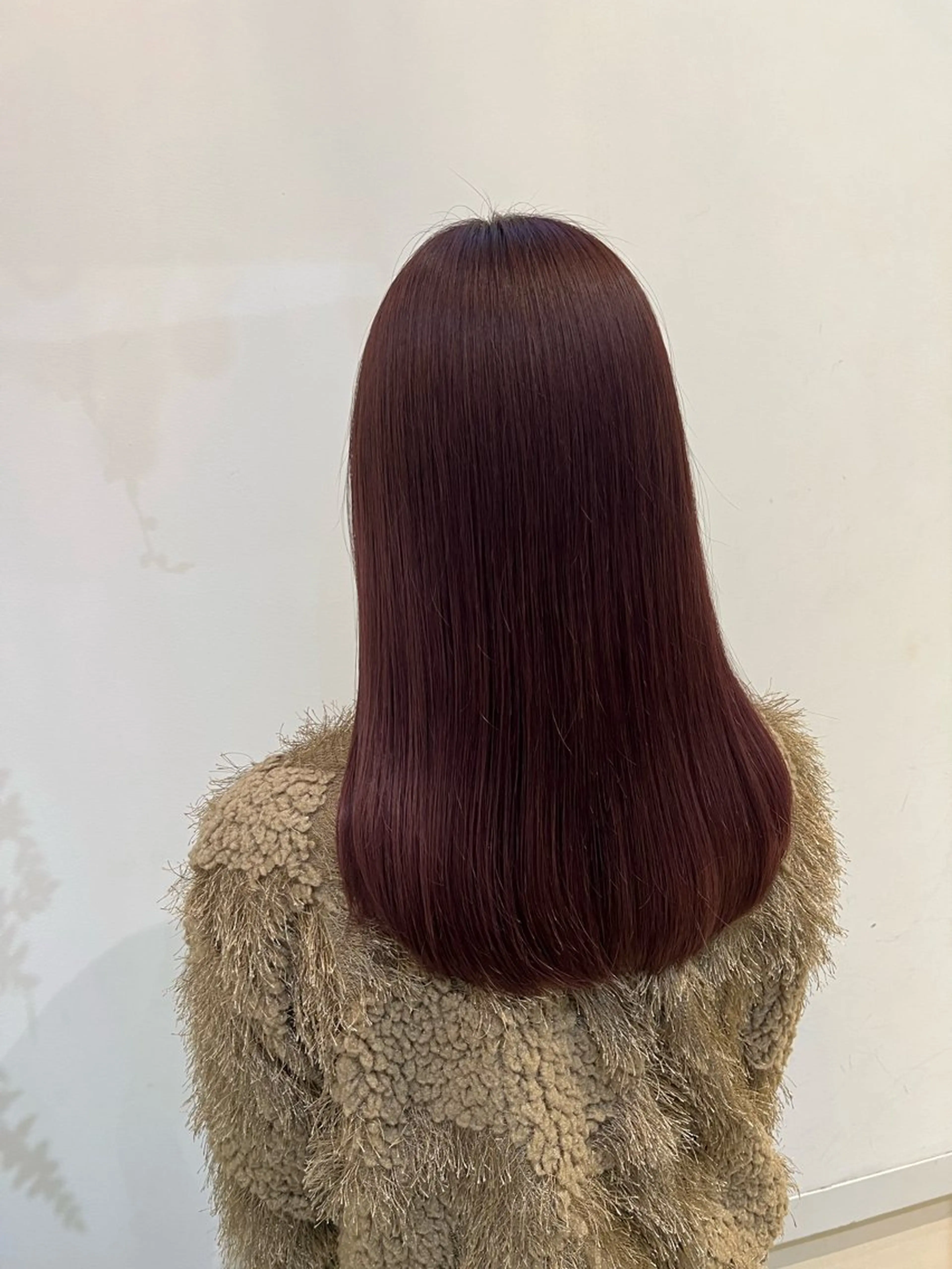 ミディアム カラー カシス カット ヘアカラー トリートメント ブリーチしない暖色 カラー🥀杉 優菜のヘアスタイル