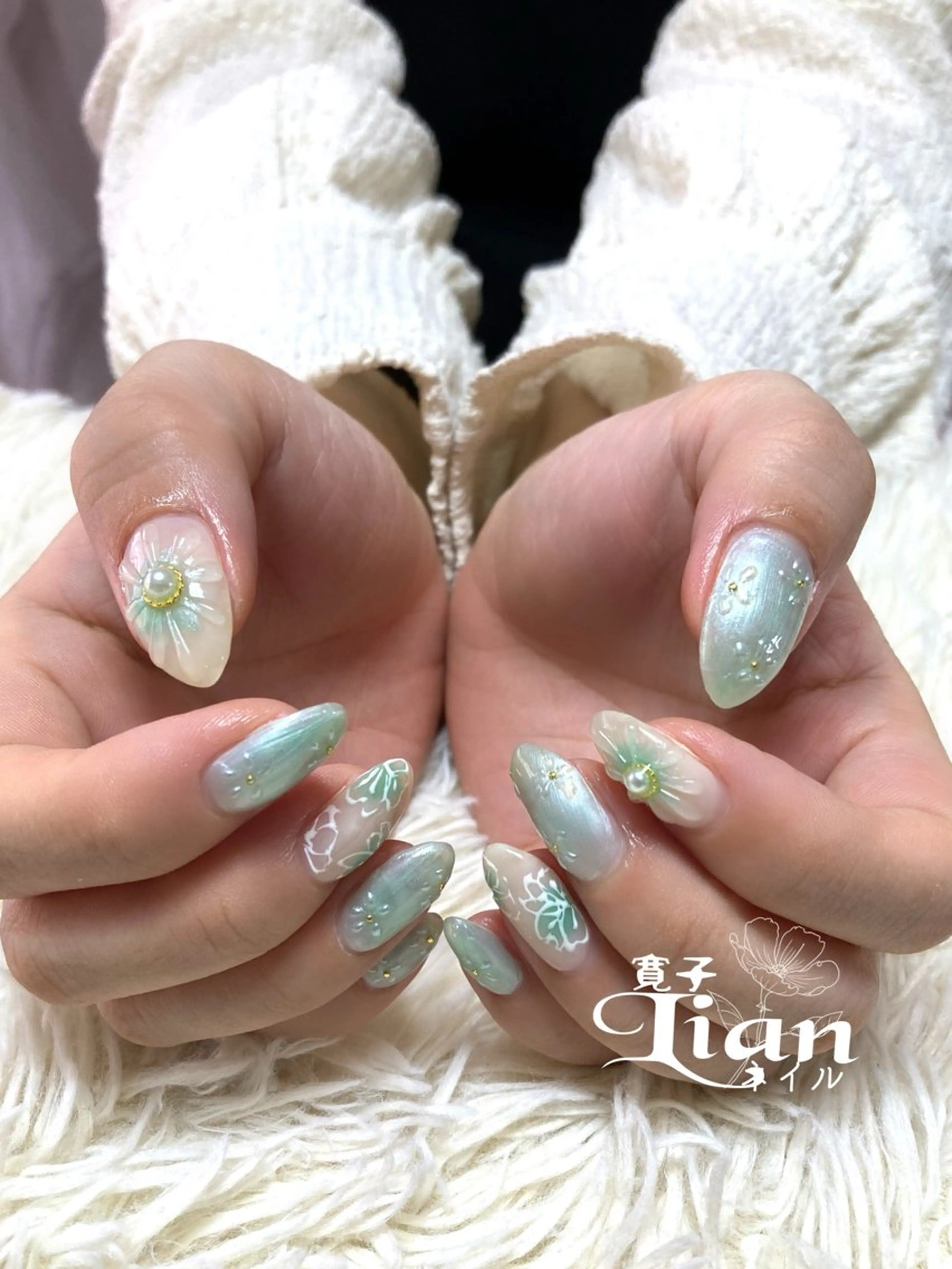 ネイル グリーン 春ネイル Lianネイル 寛子Lianのネイルデザイン